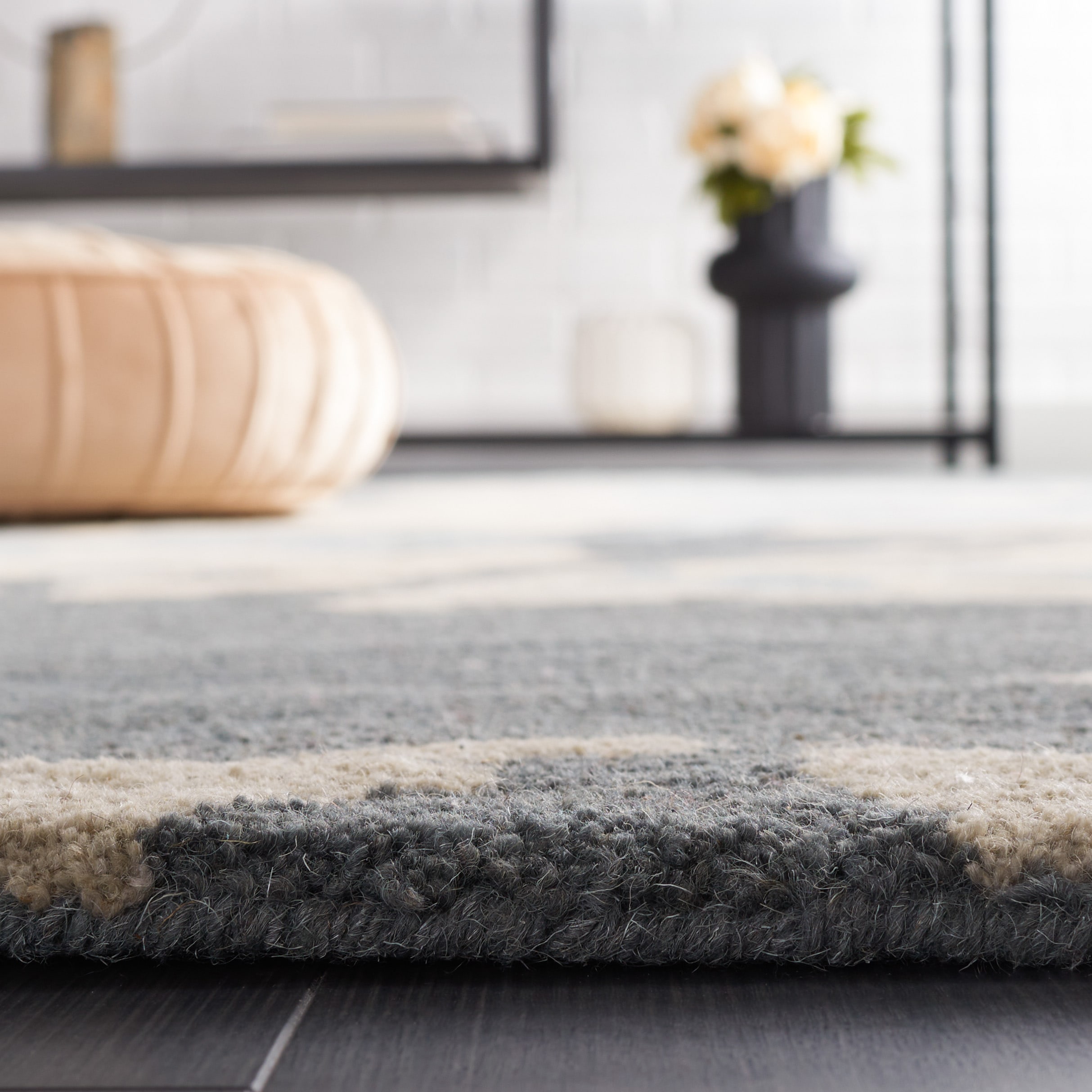 Safavieh BEL670A-5 rugs - View #6
