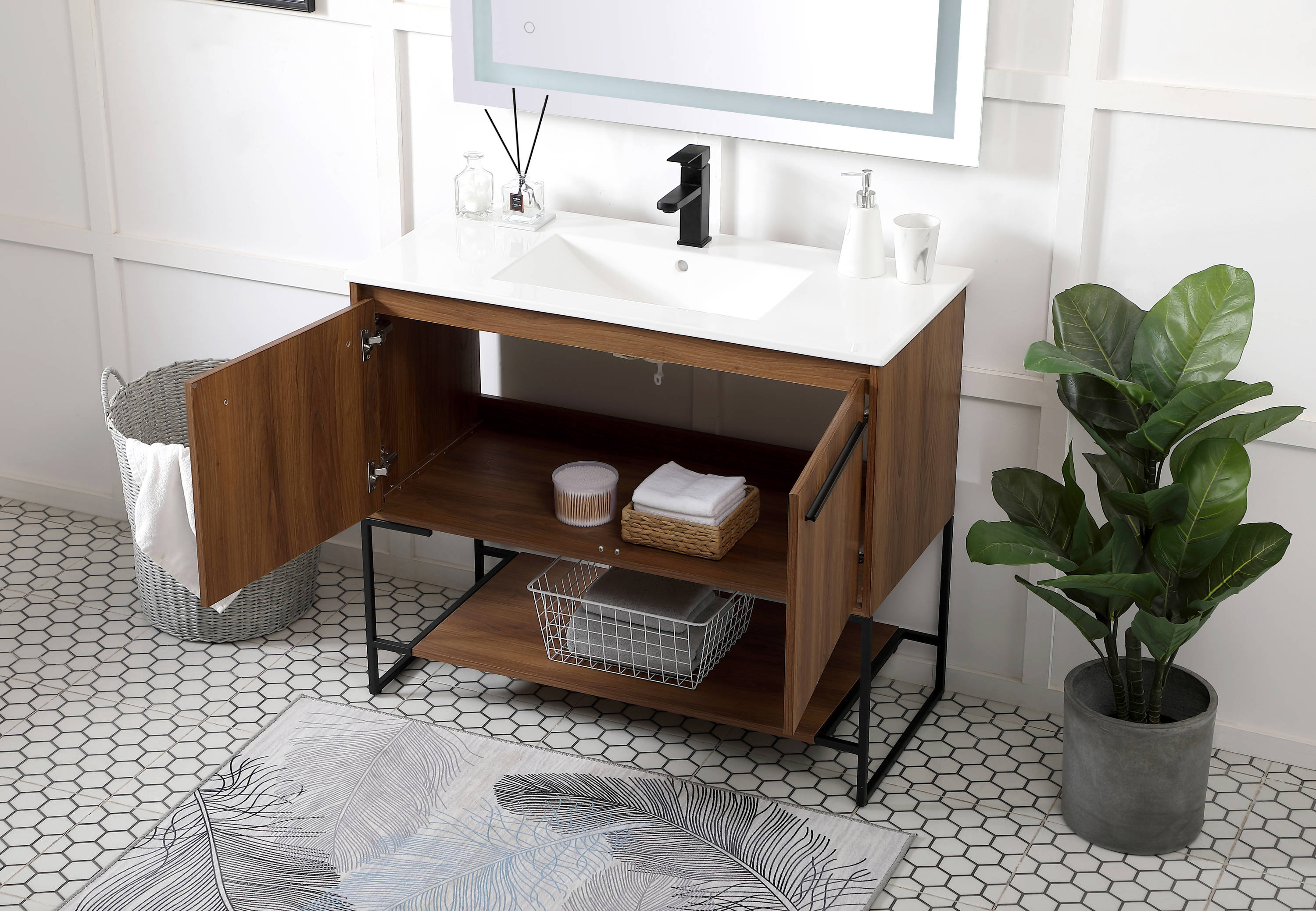 Walnut Brown 40" Single Bathroom Vanity with Porcelain Top