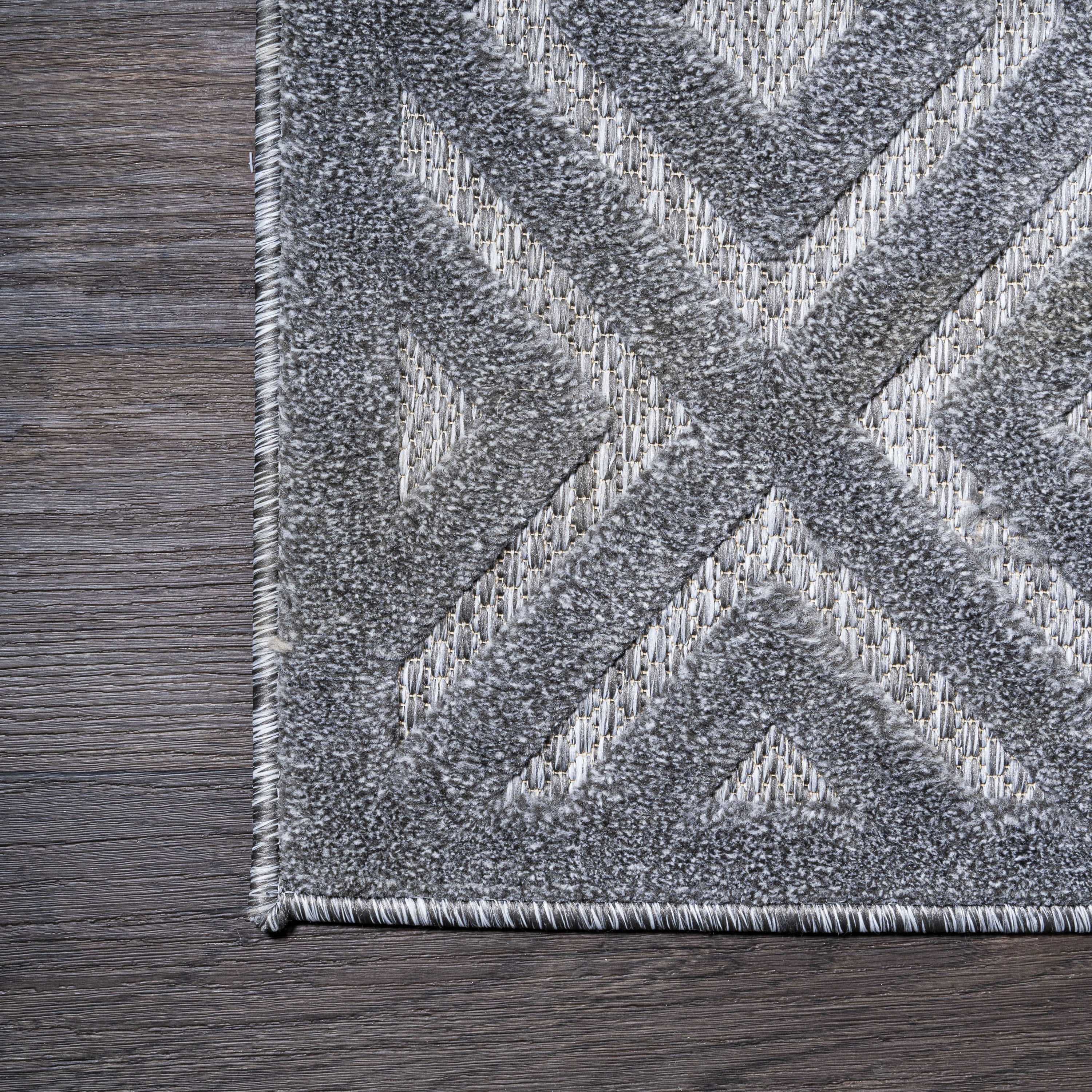 Handmade Dark Gray Geometric Round Synthetic Rug