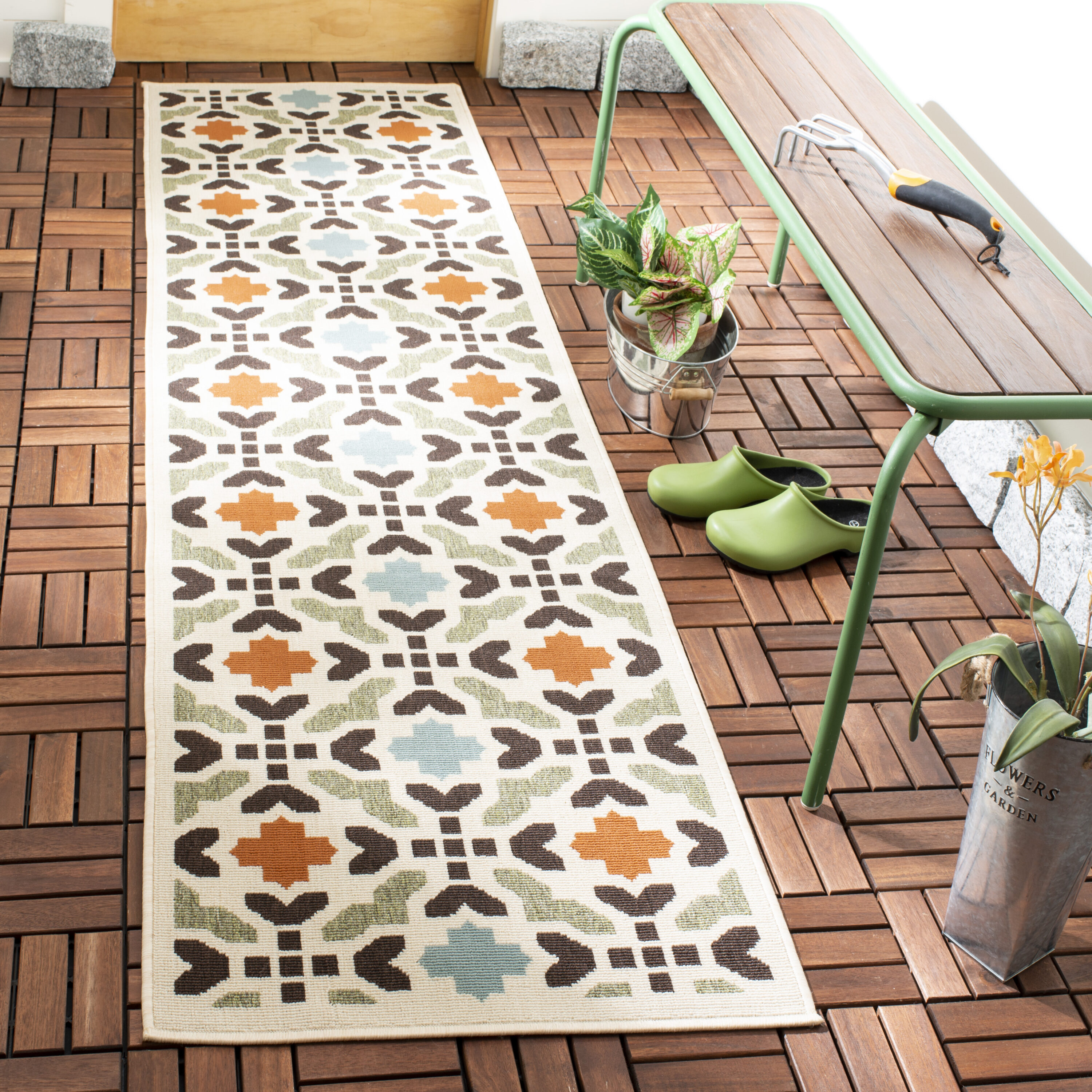 Safavieh VER080-0712-28 Veranda Michiko 2 x 8 (ft) Loomed Synthetic Cream/Terracotta Rectangular Indoor/Outdoor Abstract Coastal Runner rug