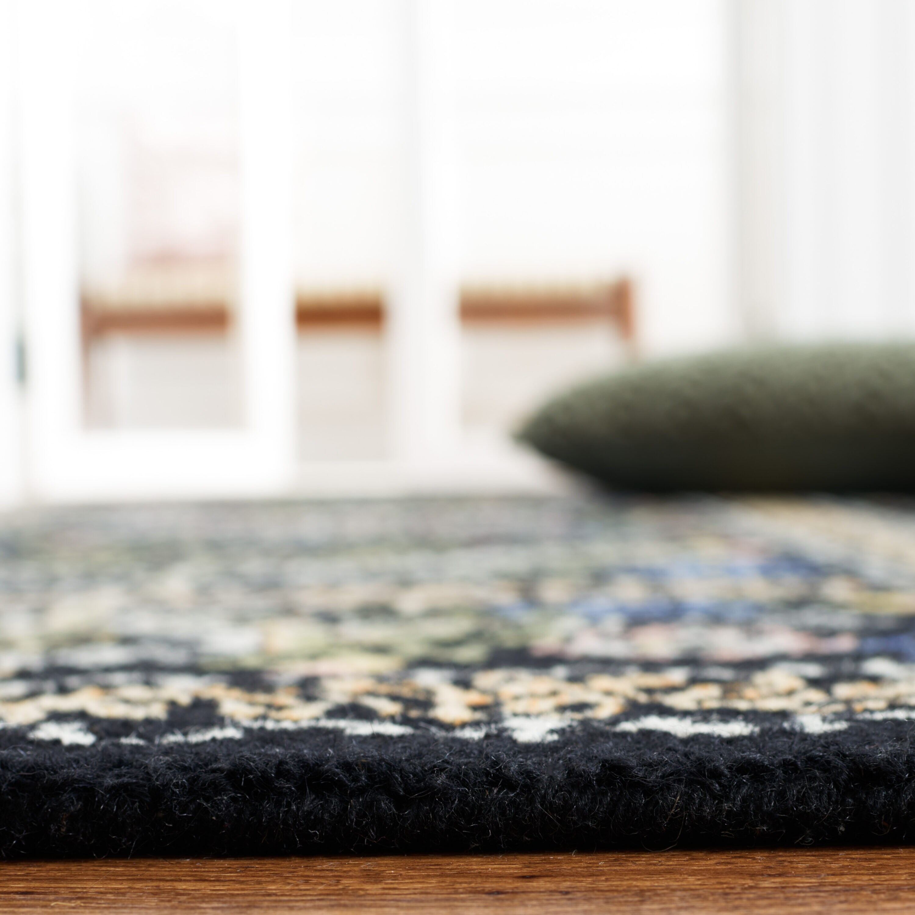 Safavieh MLP522Z-5 rugs - View #4