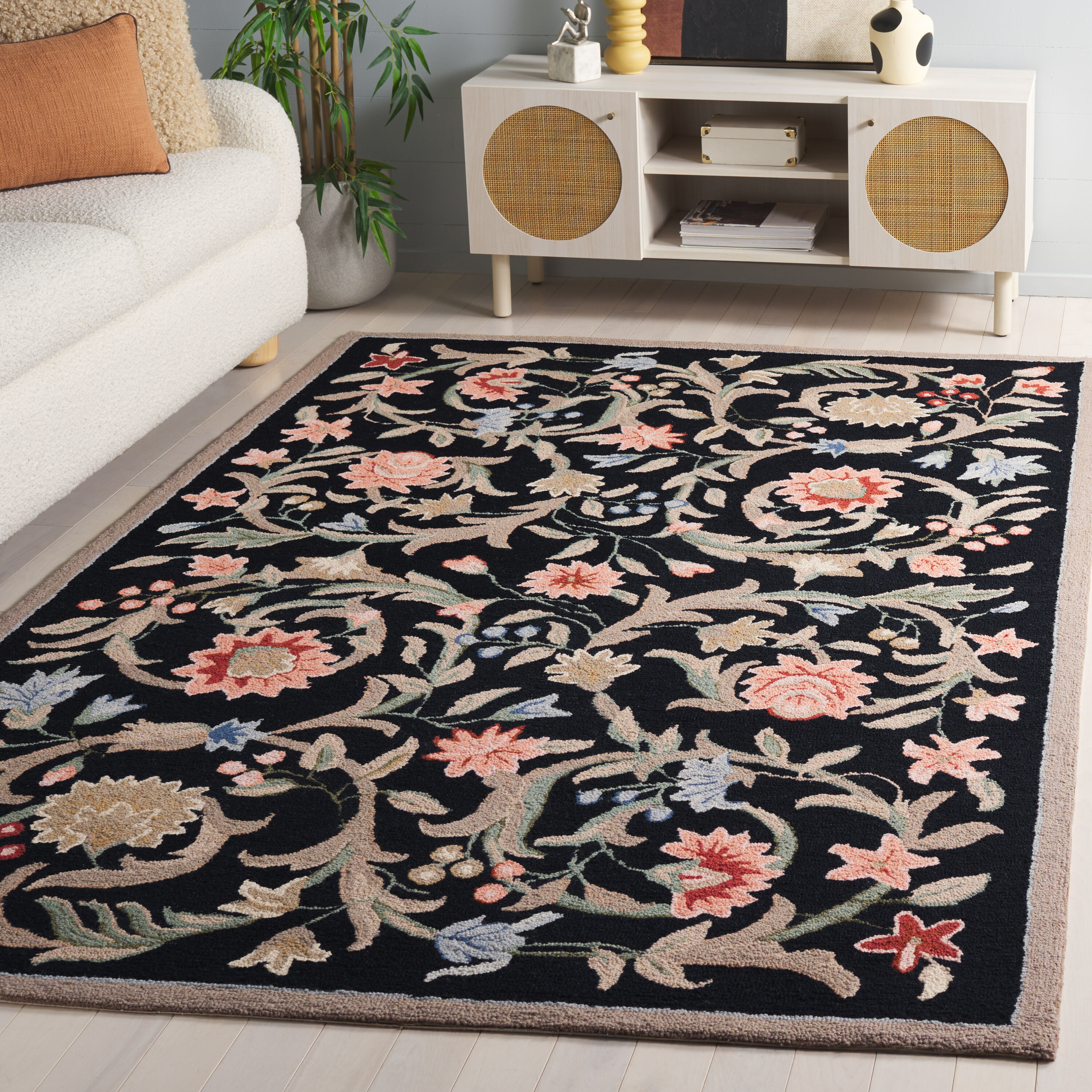 Chelsea Hooked Rug 56B Blk 6in x 9in Rug