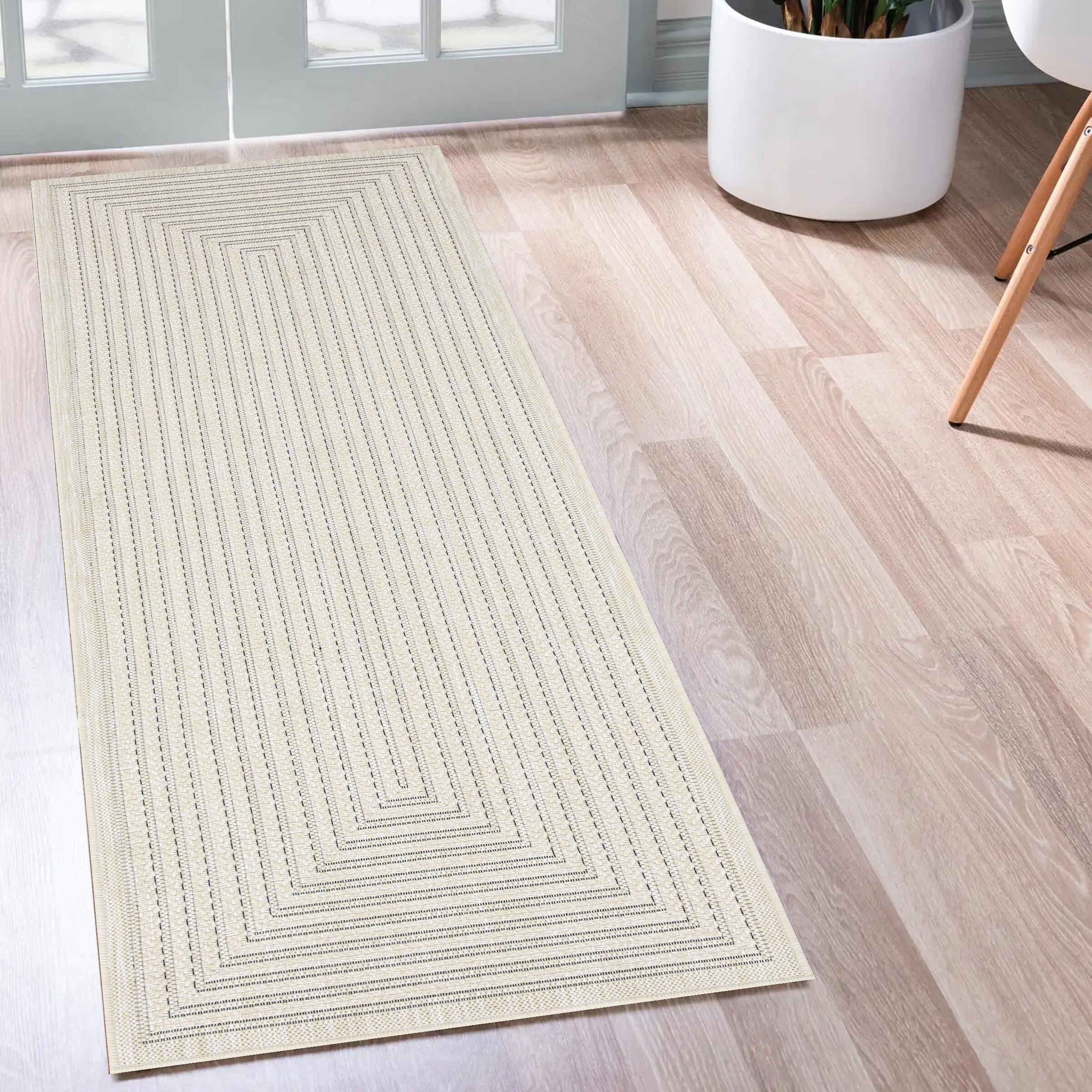 Playa Rug PLY-VIO-IVORY-2X8 rugs - View #2