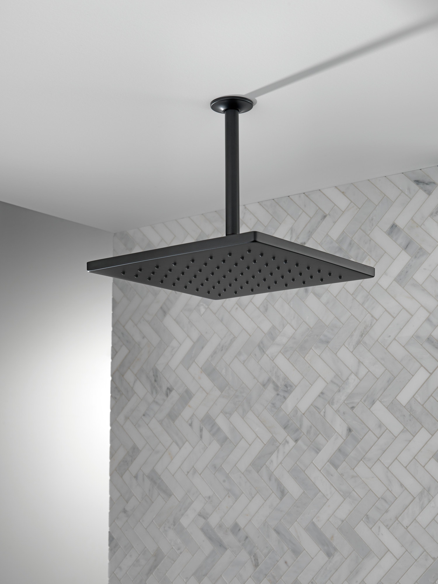 Delta 52159-BL Fixed-Showerhead - View #3