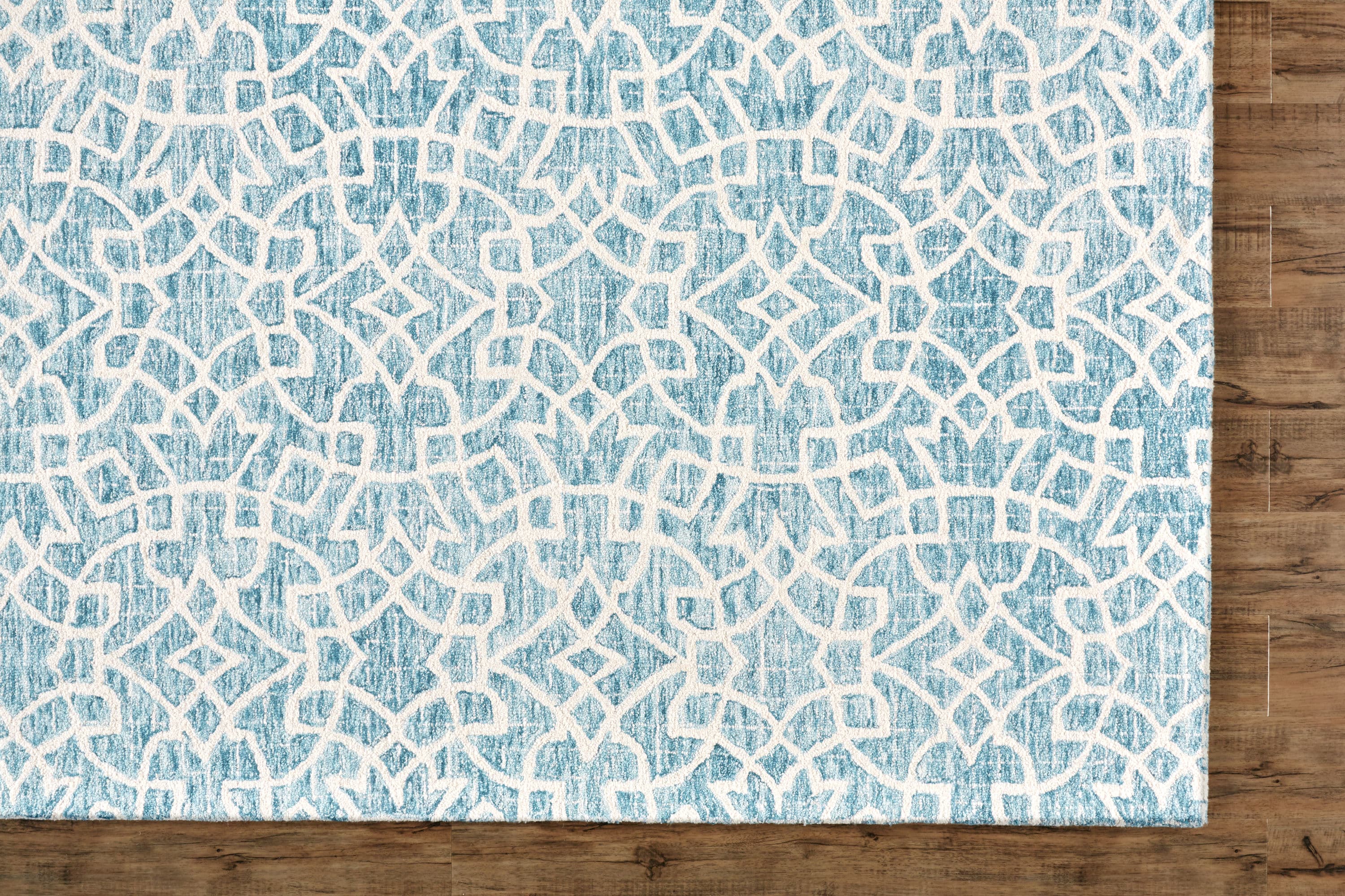 Handmade Blue Wool Tufted Rectangular 5' x 8' Rug