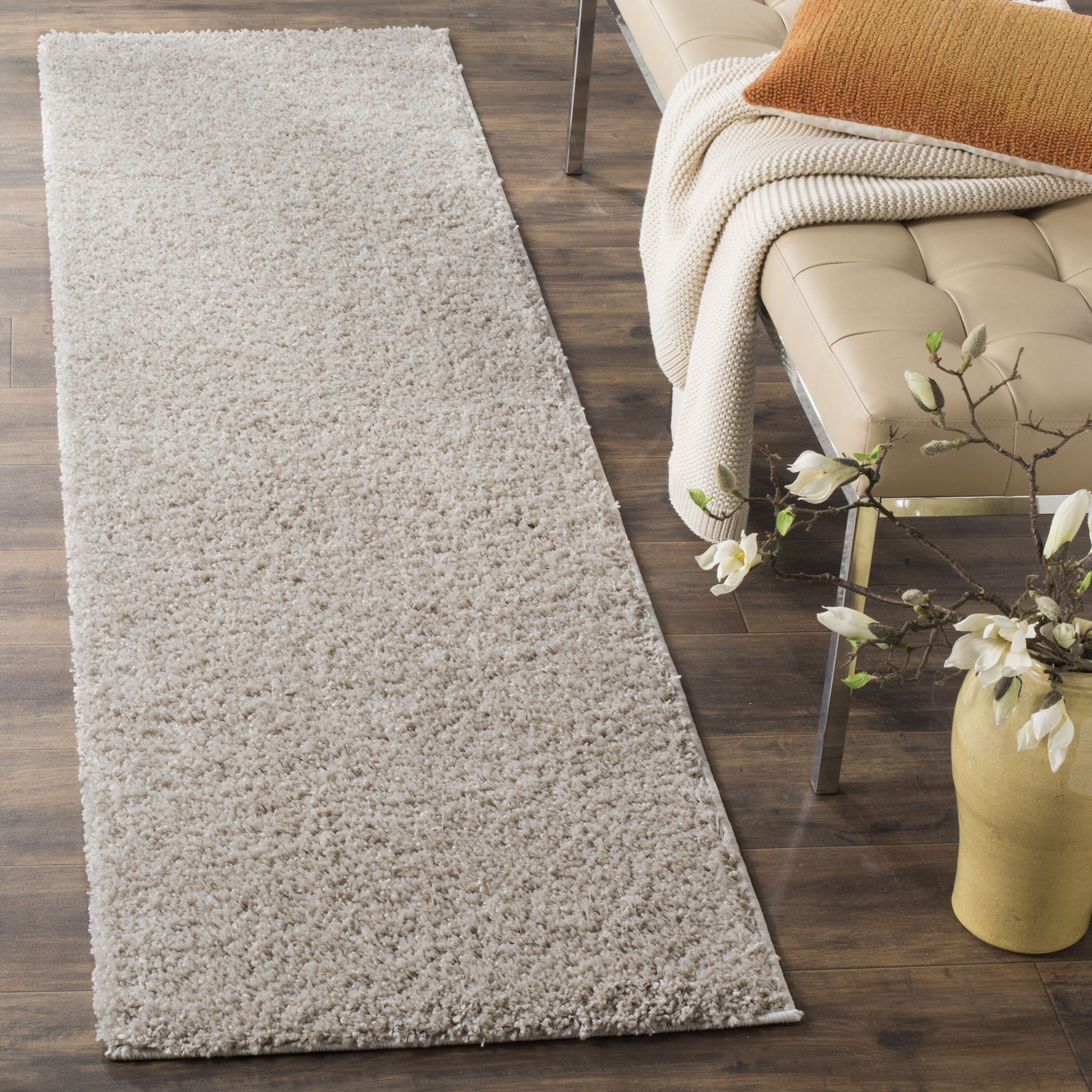 Safavieh ASG820D-28 Arizona Shag 2 x 8 (ft) Loomed Polypropylene Linen Rectangular Indoor Solid Mid-Century Modern Runner rug