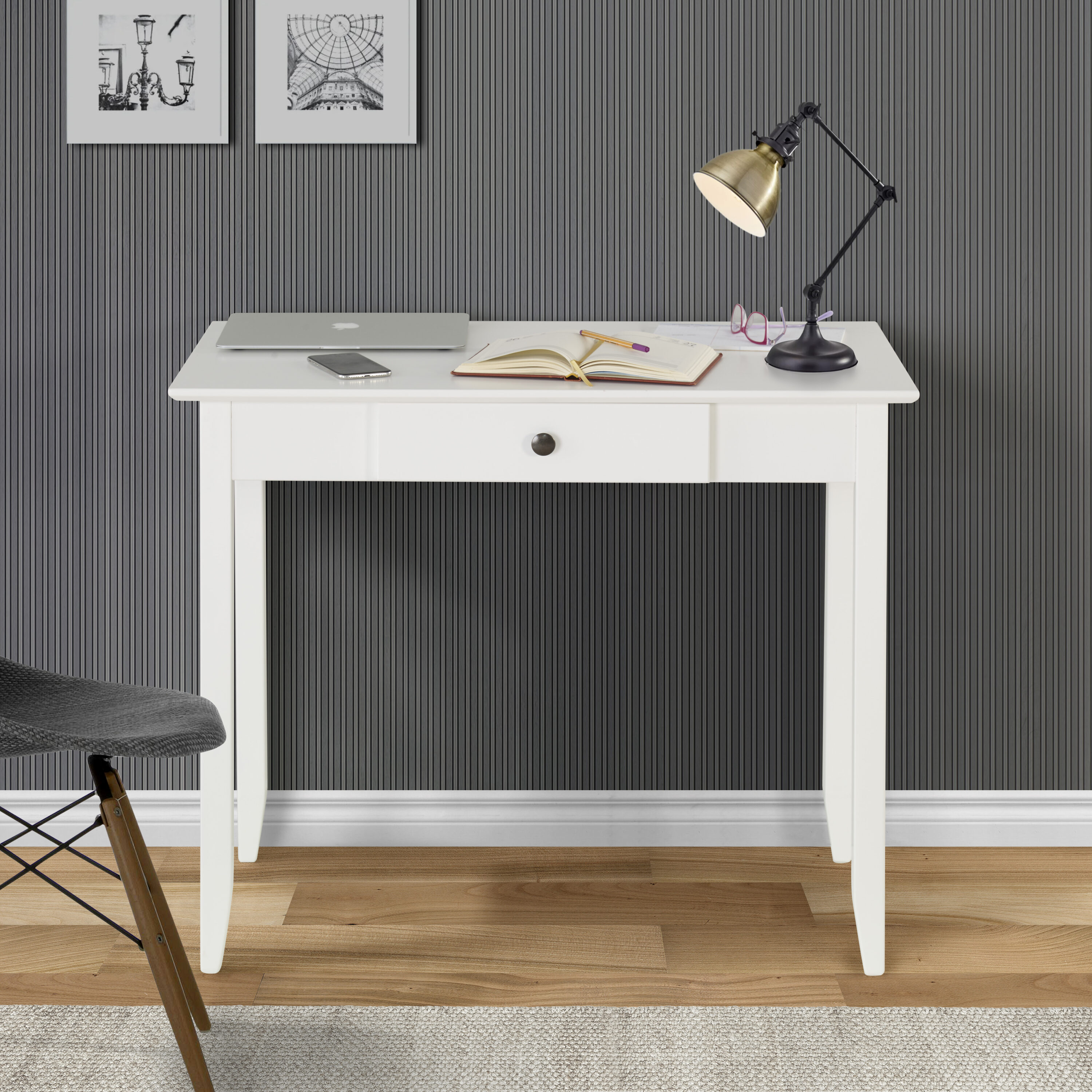 White shaker 2024 style desk