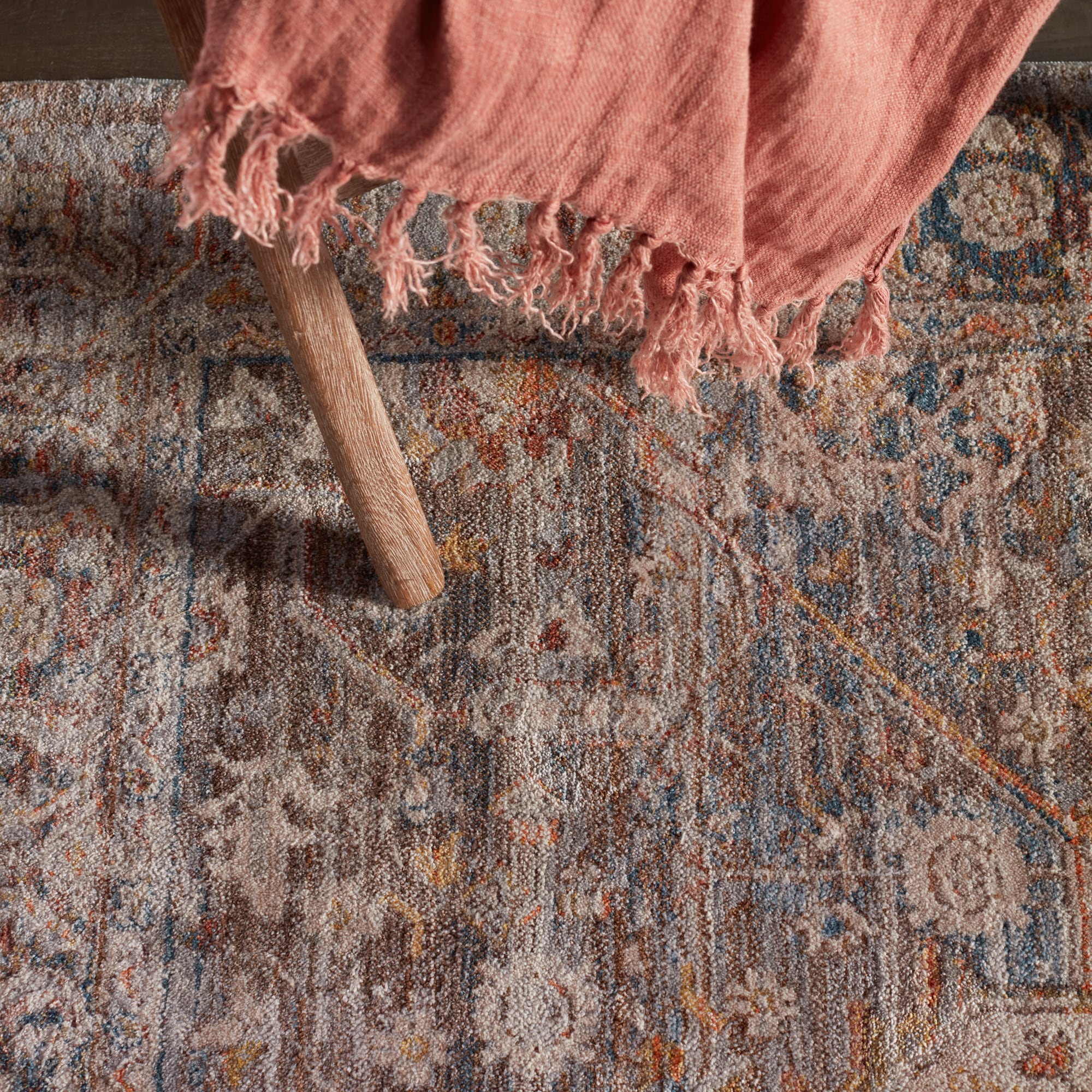 Reversible Clarimond Blue Medallion Synthetic Area Rug
