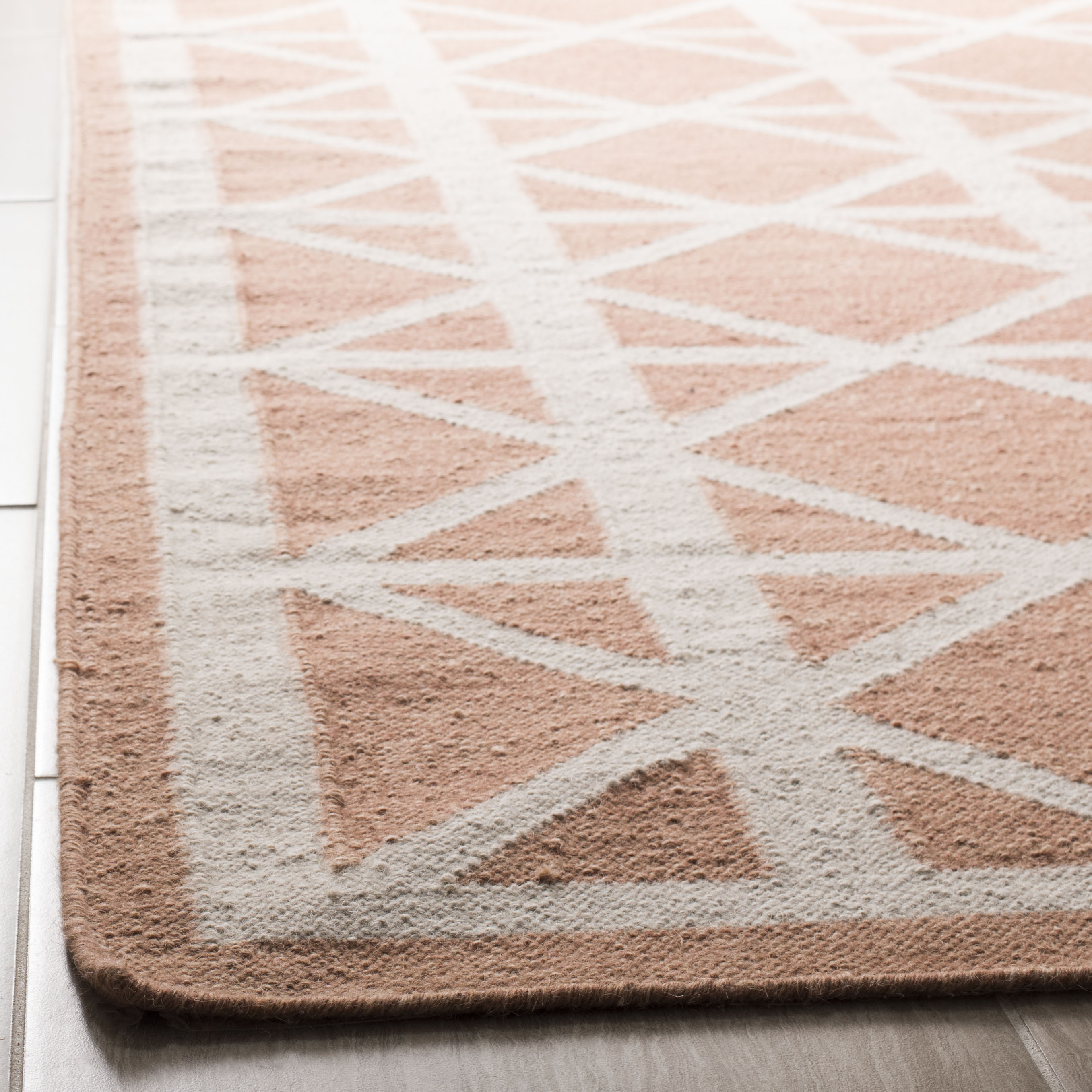 Safavieh DHU558A-8 rugs - View #3