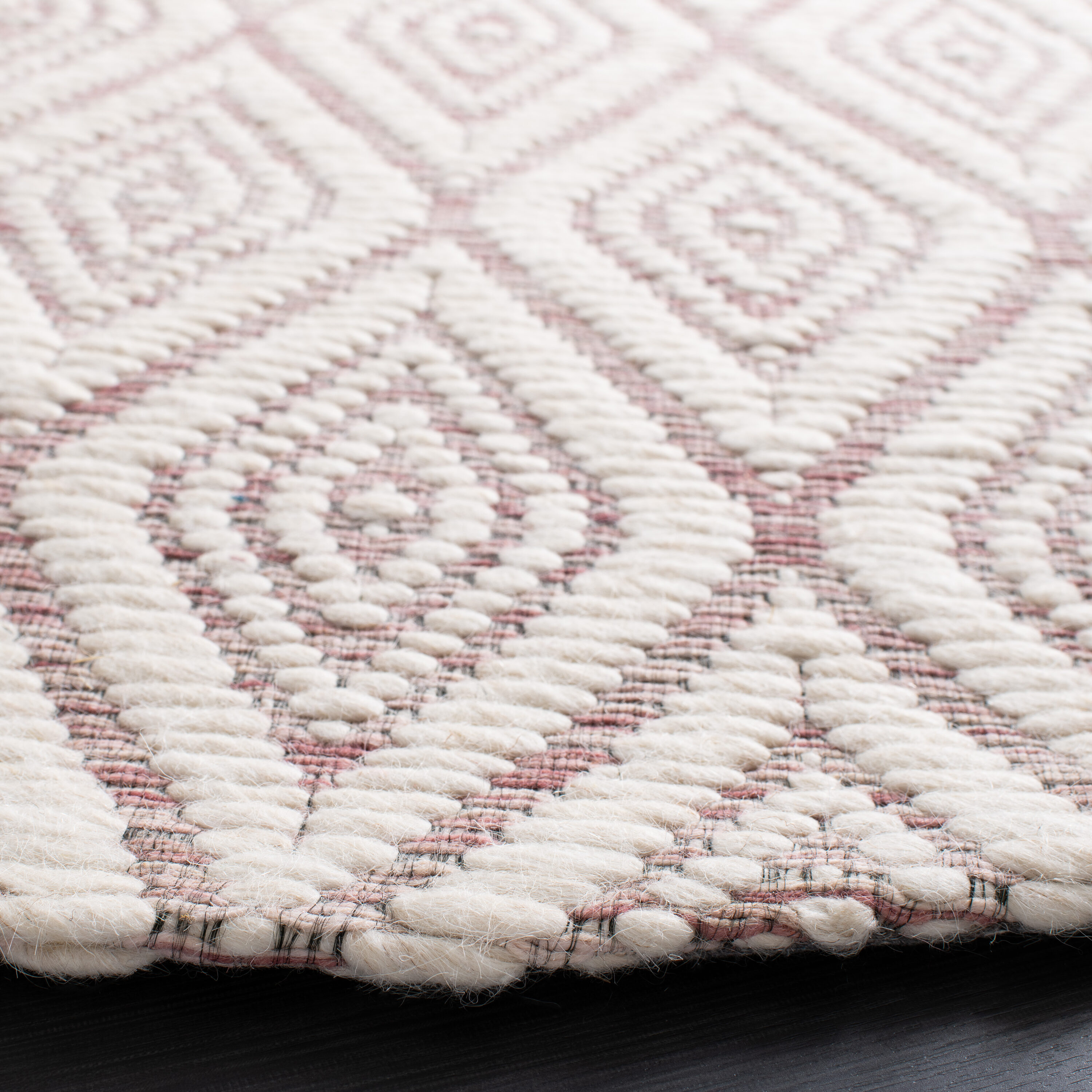 Safavieh MRB308U-6R rugs - View #3