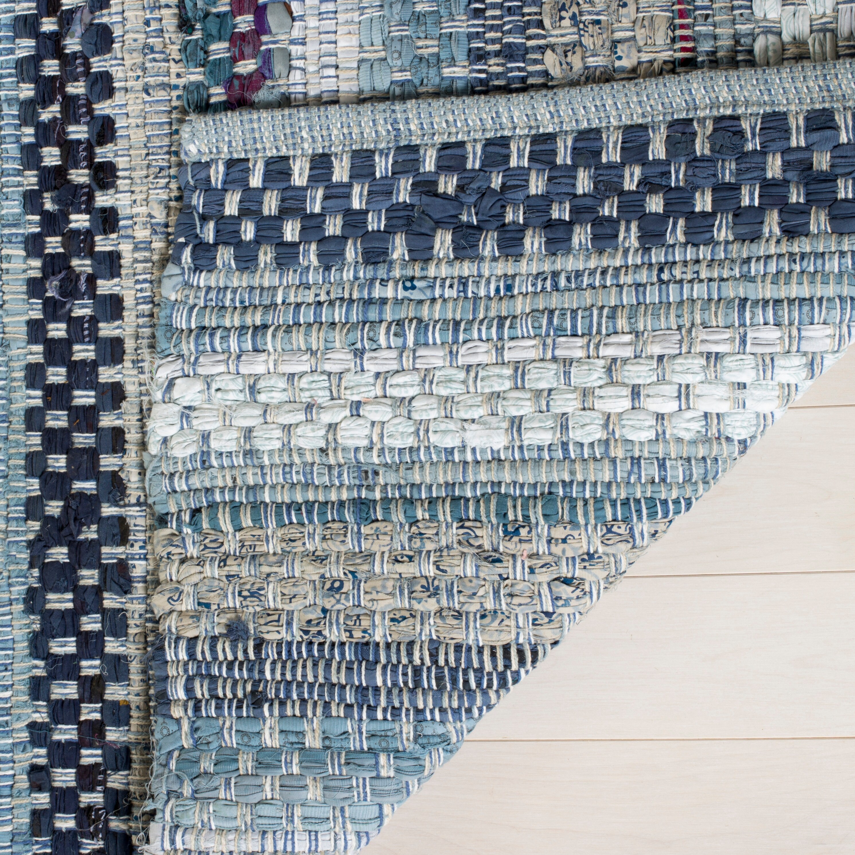 Safavieh MTK975B-8 rugs - View #4