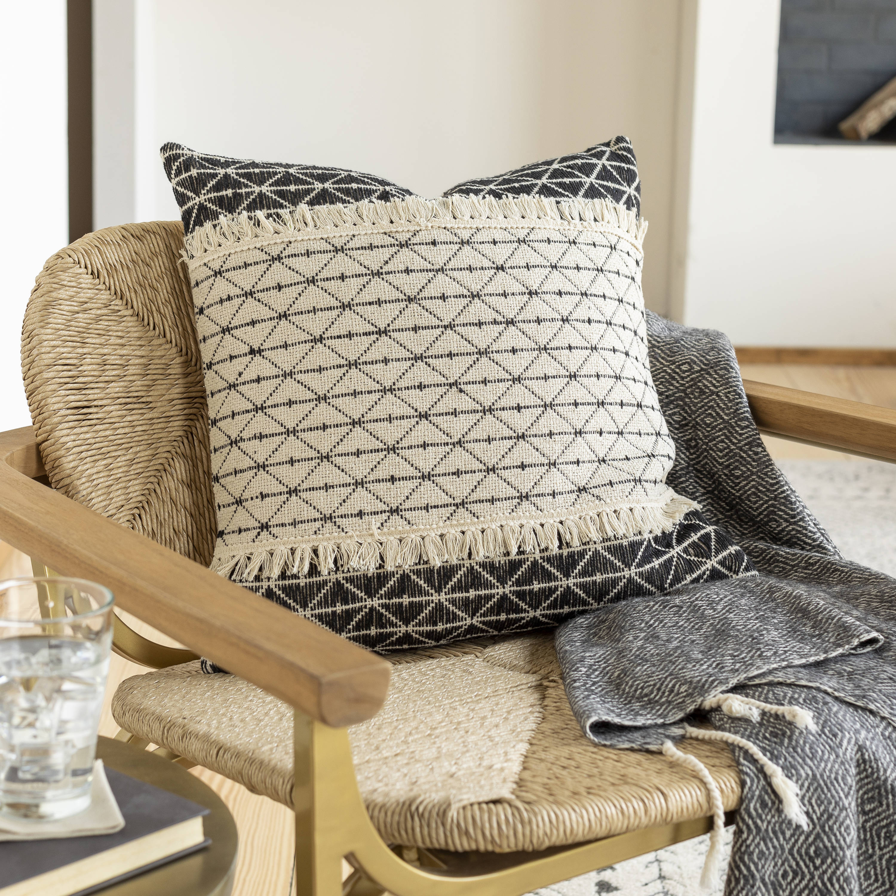 Livabliss JTI001-2222P Accent-Pillows - View #2