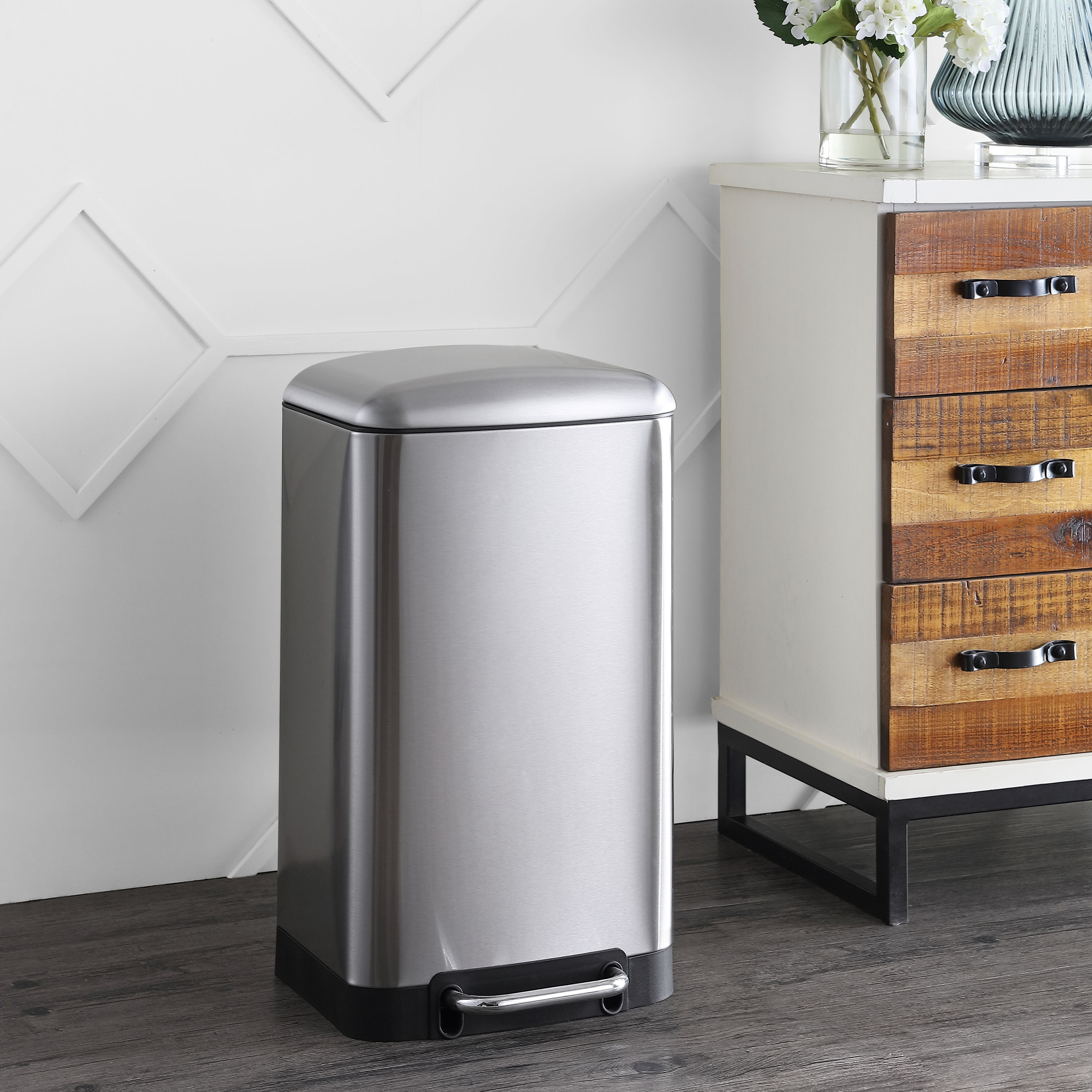 Simple Human Classic Brushed Stainless Steel Step Trash Can, 38l (10gal)