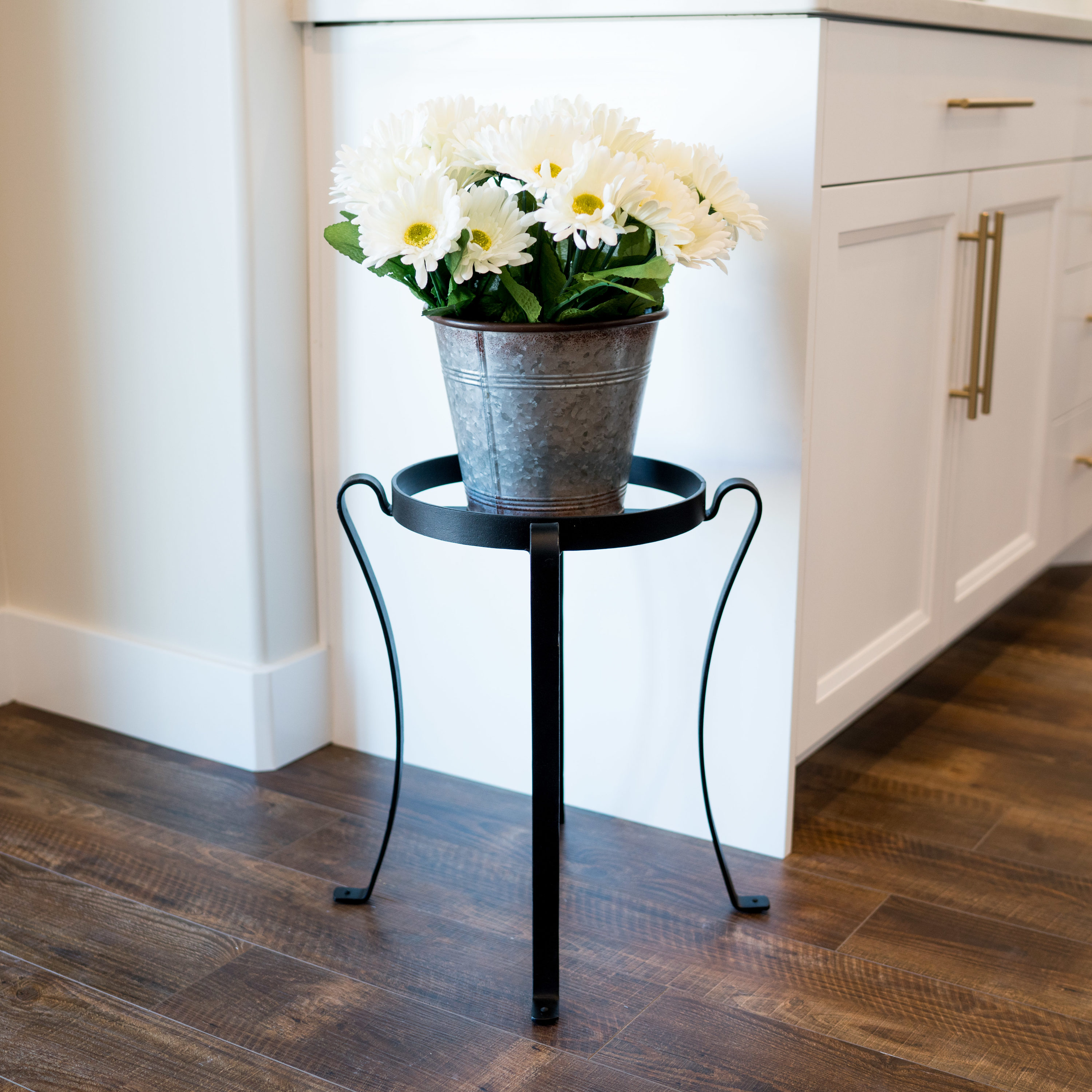 Black Wrought Iron 18" Patio Plant Stand with Curved Legs