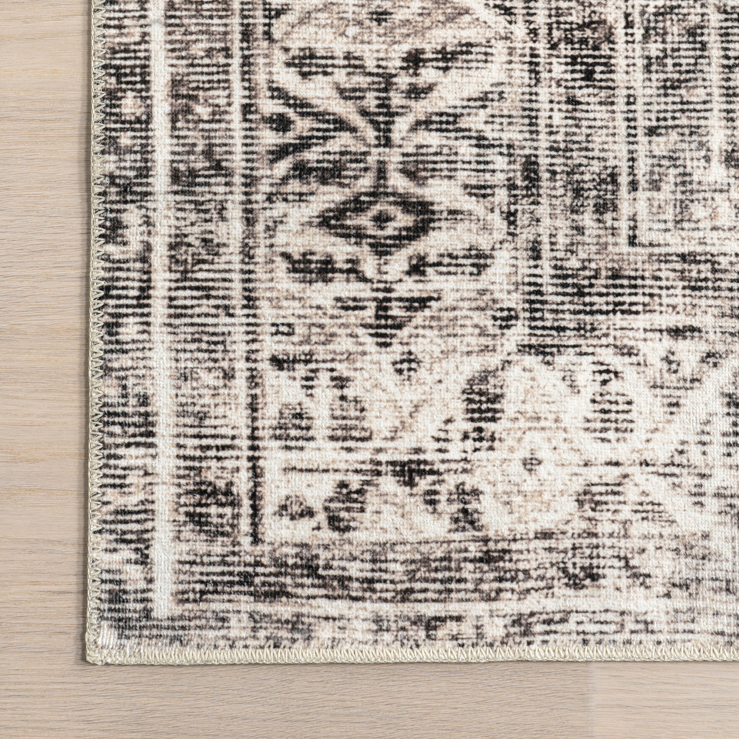 Light Gray Synthetic Medallion Washable Rectangular Area Rug 3' x 5'