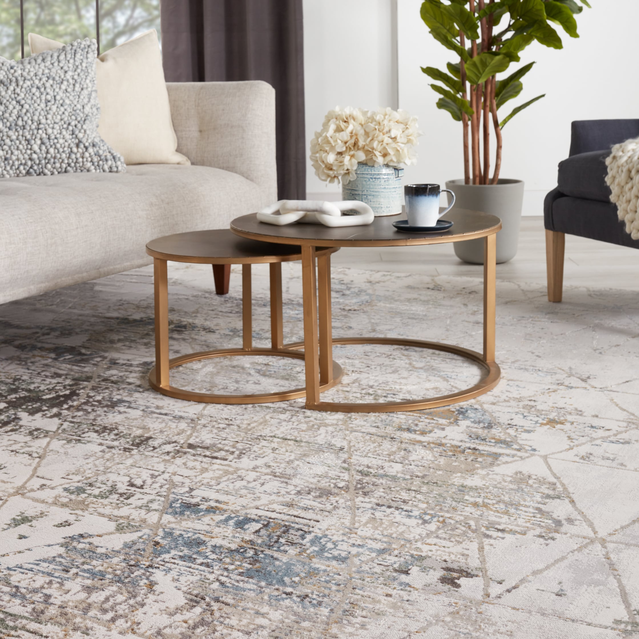 Melo Gray Trellis 6' x 9' Synthetic Reversible Area Rug