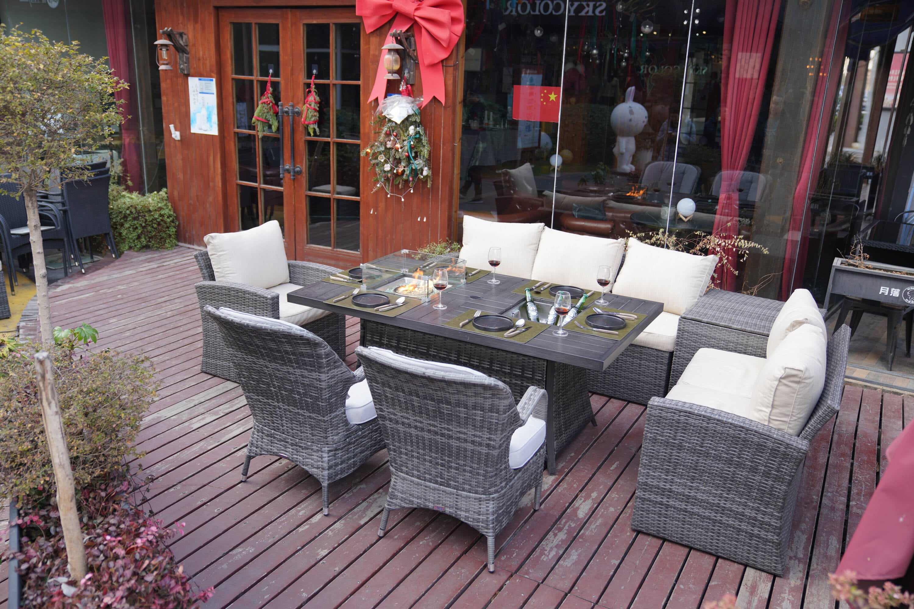 Direct Wicker DWG-1403B06FI009-G 7 -Piece Gray Wicker Patio Dining Set Aluminum Rectangle Table with 2 Gray Cushions Stationary Chairs Fire Pit Included
