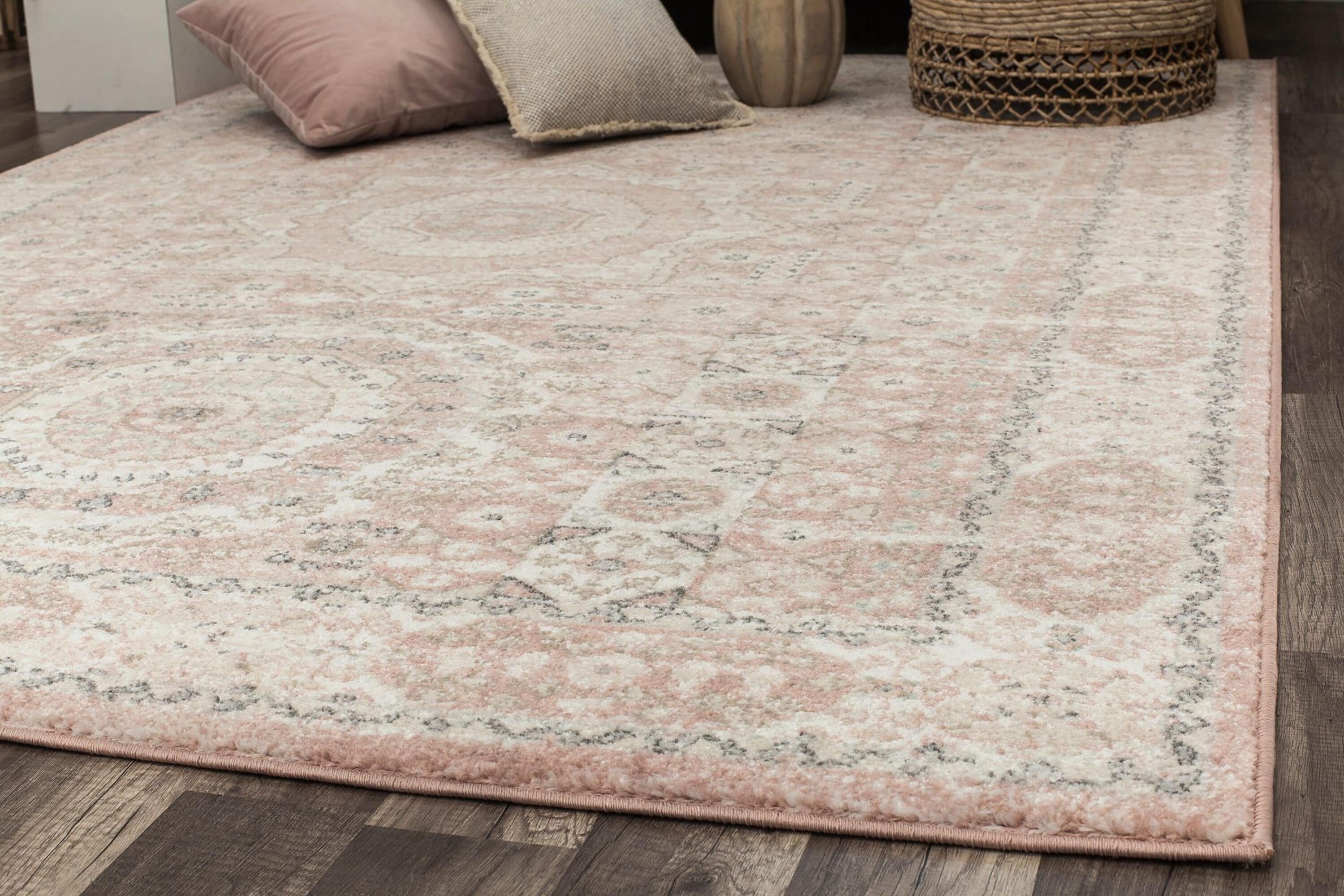 Harper 2' x 8' Pink Lemonade Vintage Area Rug