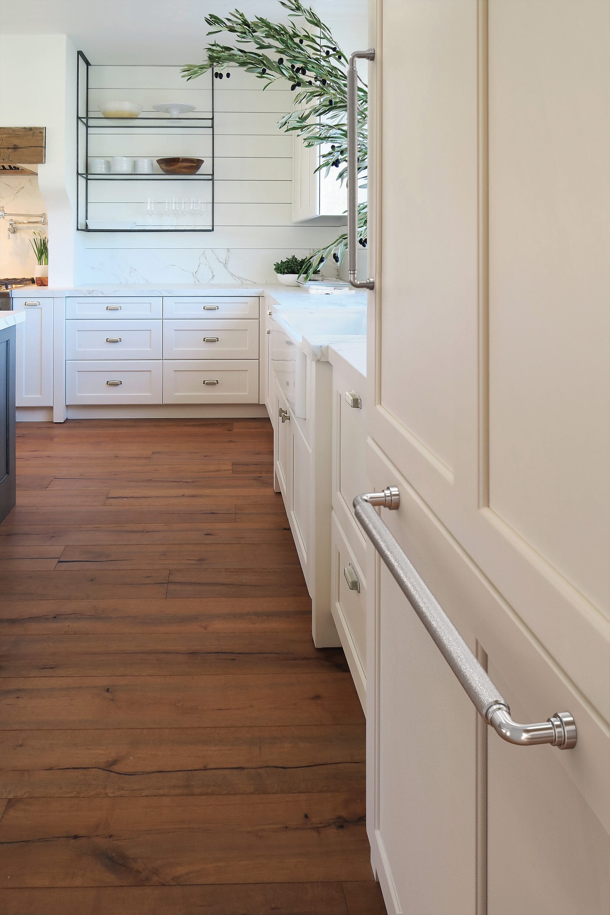 Amerock BP3769026 Cabinet-Pulls - View #2