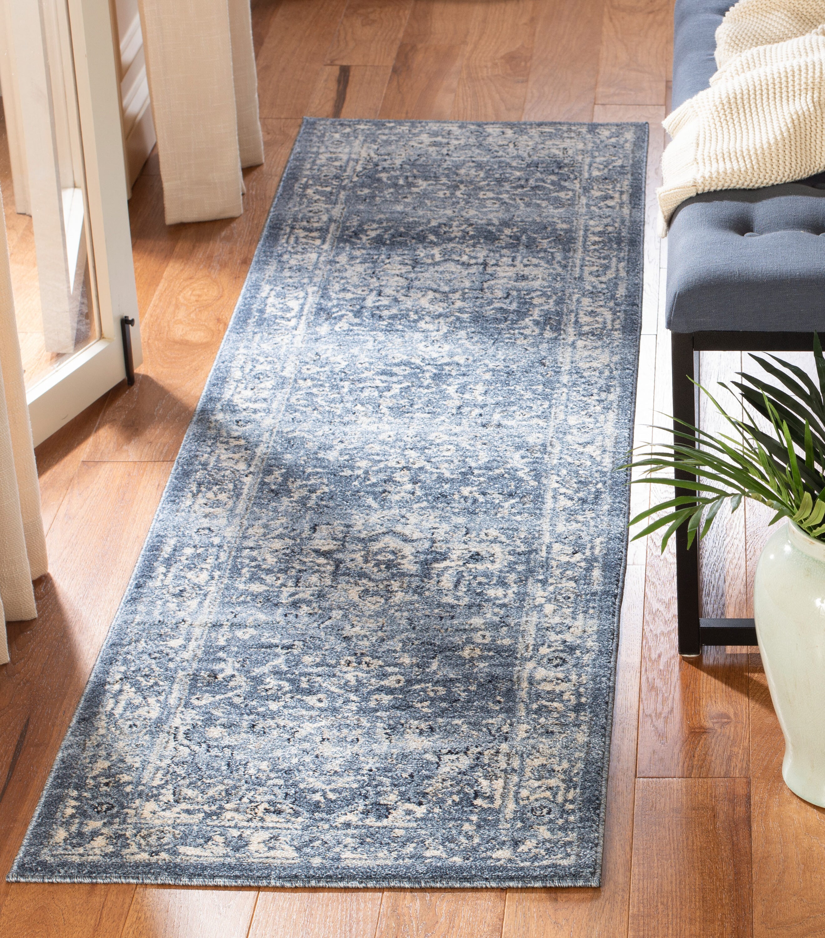 Safavieh CHL411N-210 Charleston Kashi 2 x 10 (ft) Loomed Polypropylene Navy/Creme Rectangular Indoor Distressed/Overdyed Runner rug