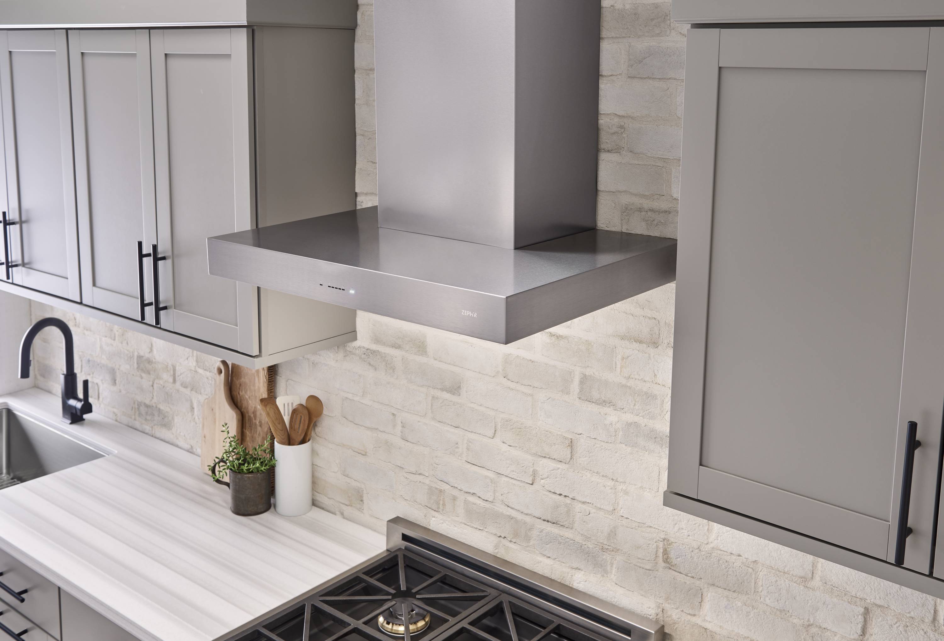 Roma 36" Stainless Steel Convertible Wall Mounted Range Hood with LED Light