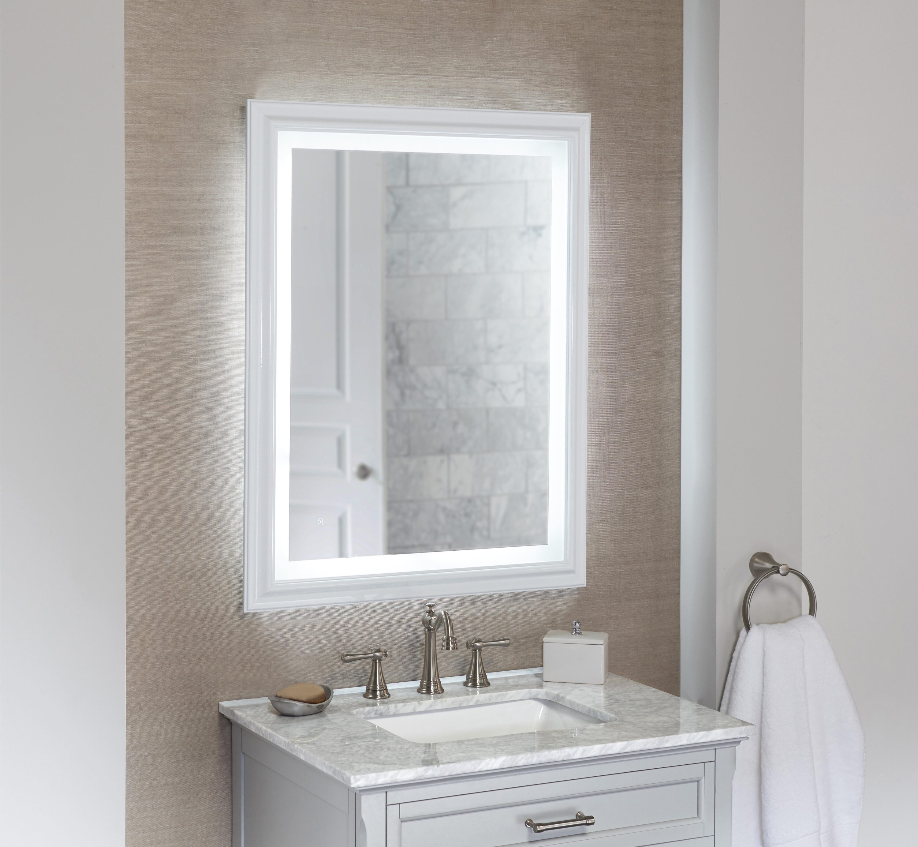 LED Light Mirror Bathroom Mirror 2712 with Mirror Heating & Warm