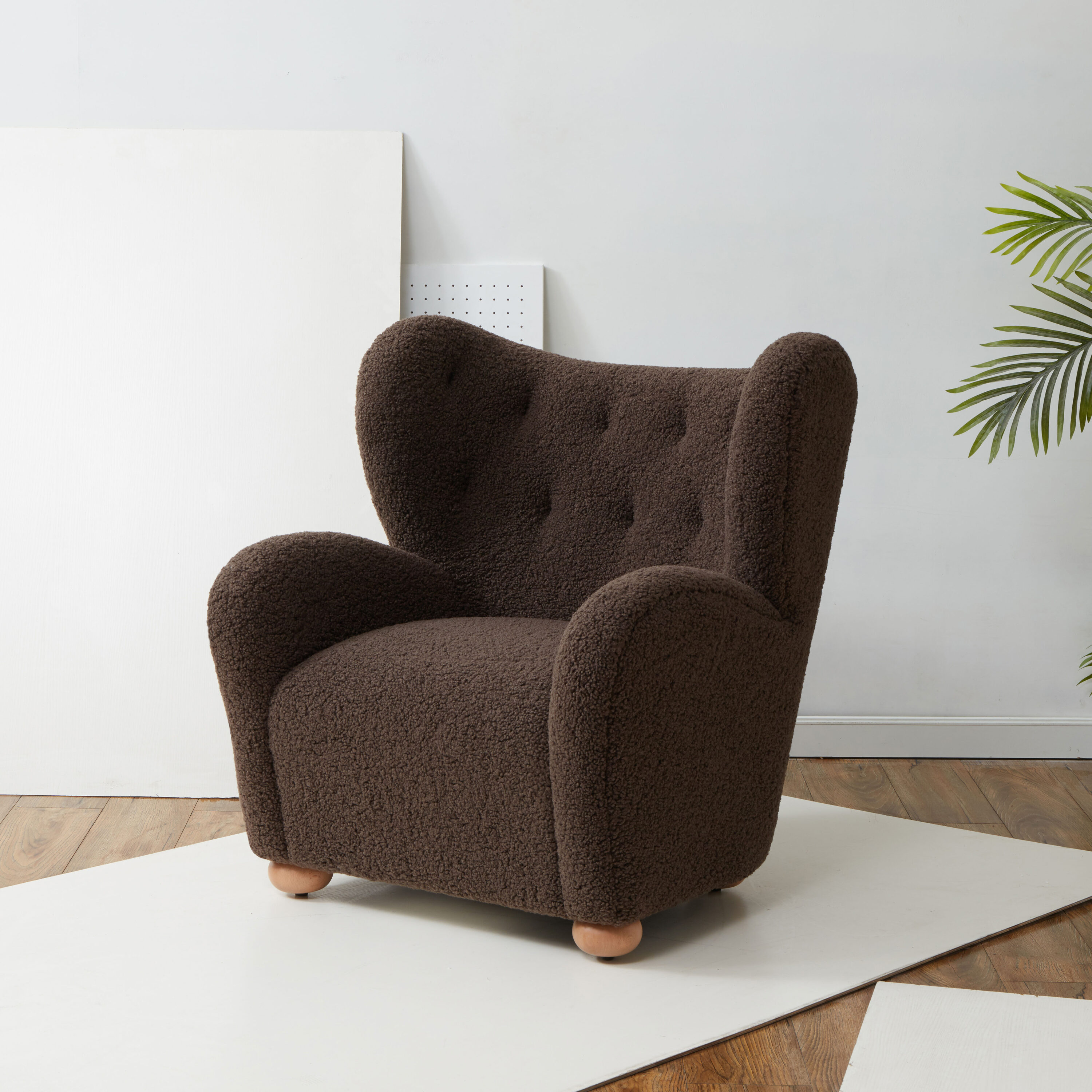 Safavieh  Galloway Wingback Teddy Accent Chair/Dark Brown/Natural