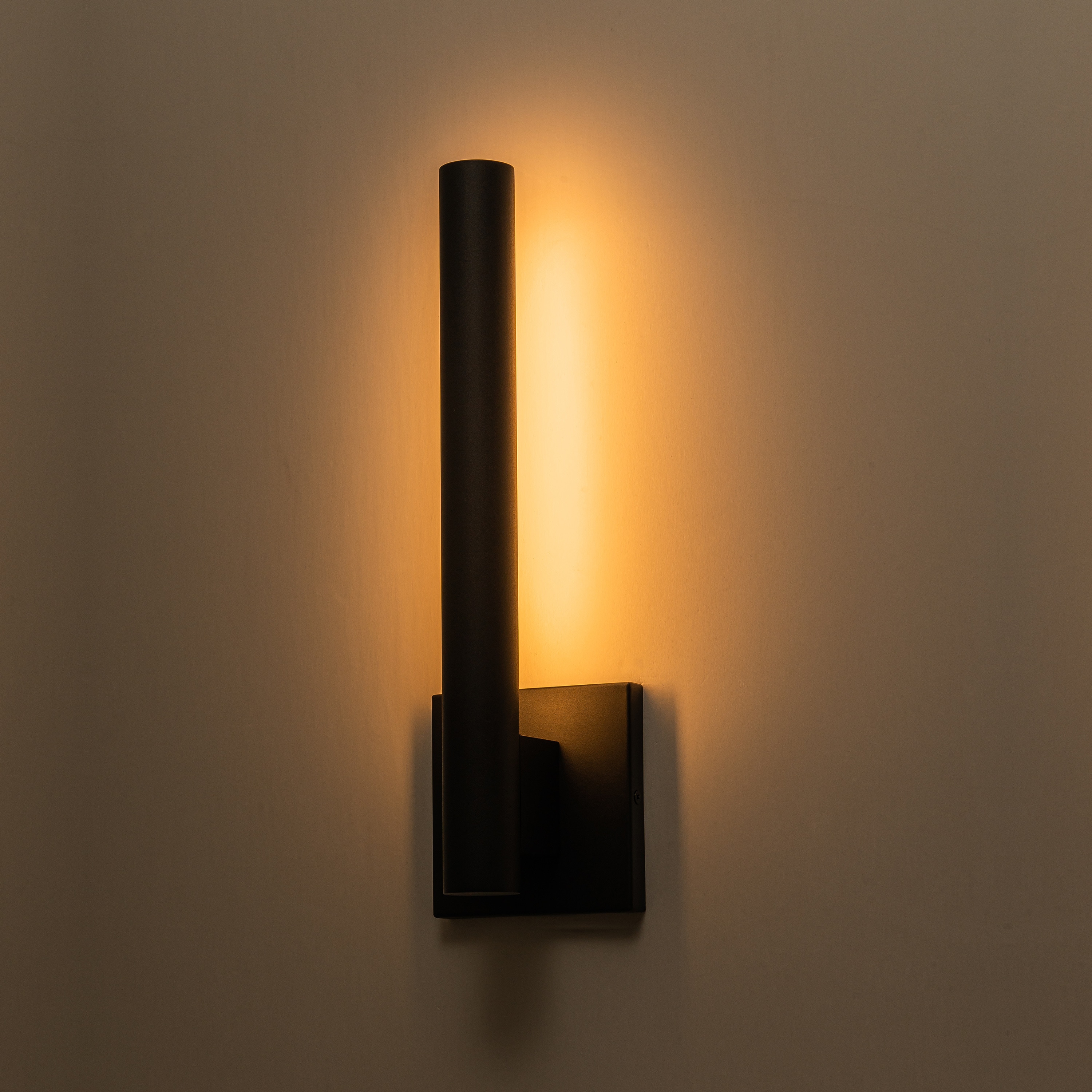 C Cattleya LLA2478-W Outdoor-Wall-Lighting - View #2