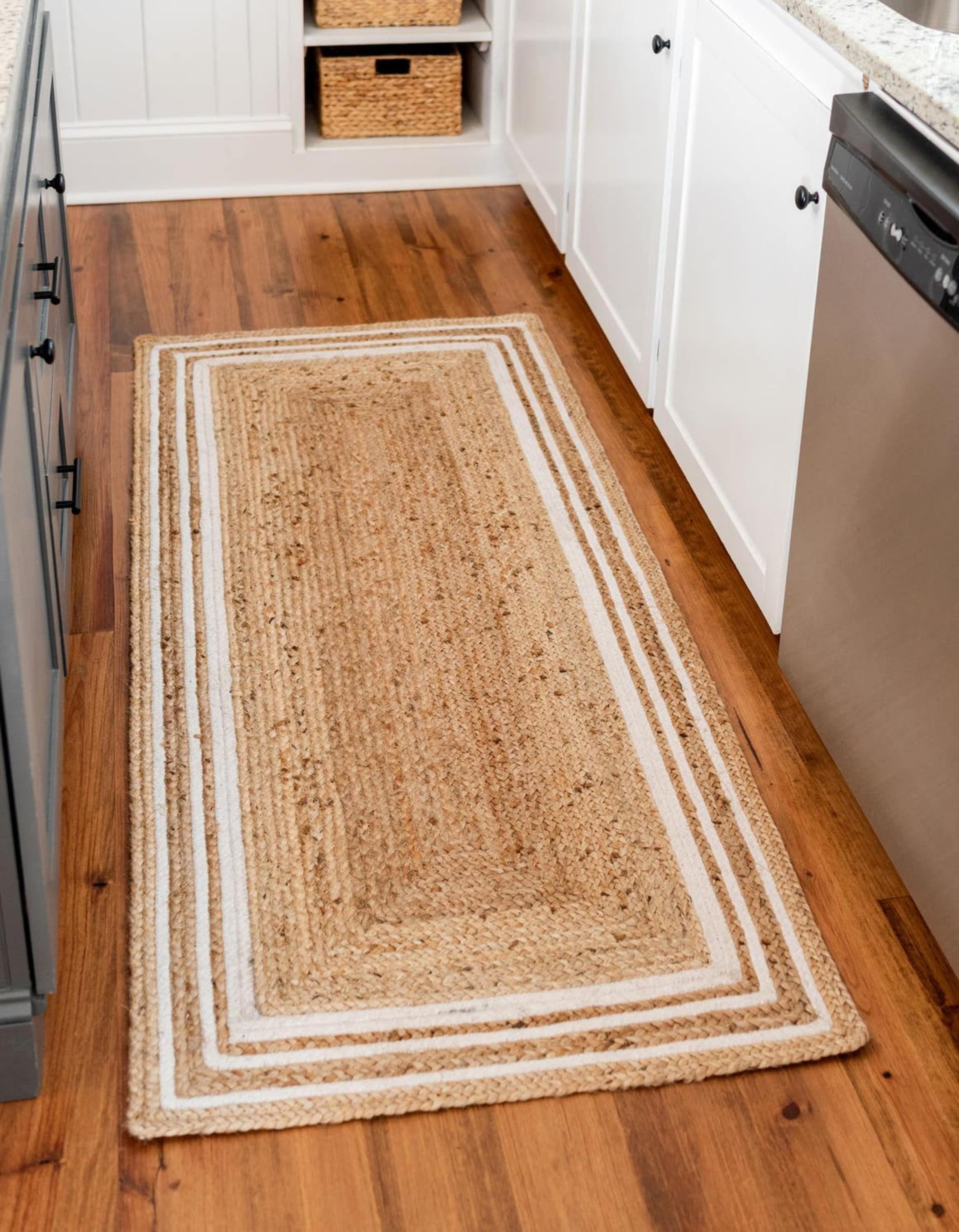 Unique Loom 3142890 Braided Jute 3 x 6 (ft) Jute Natural and White Rectangular Indoor Border Runner rug