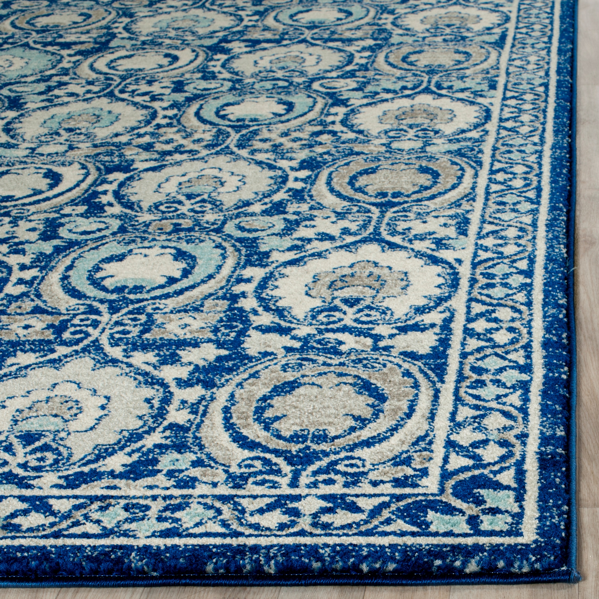 Safavieh EVK251C-7SQ rugs - View #2