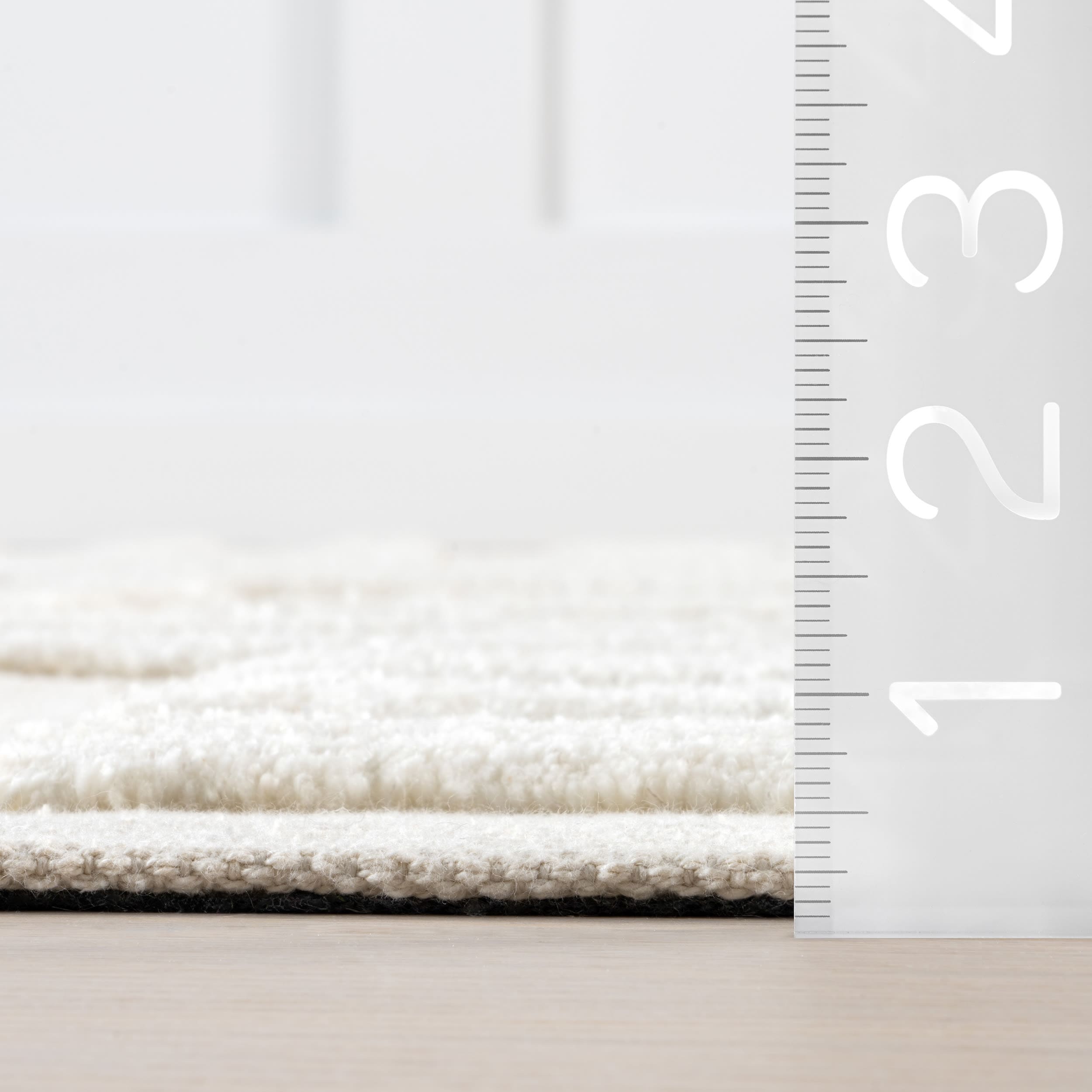 Downtown Ivory Geometric Wool-Synthetic Blend 5' x 8' Area Rug