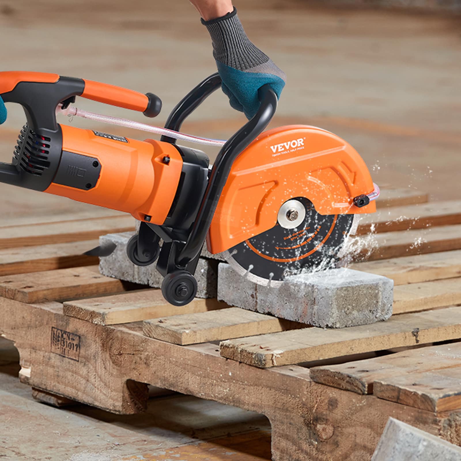 VEVOR Electric Concrete Saw 9 in Worm Drive Corded Concrete Saw D1800W9IN35INLPBQV1 at Lowes
