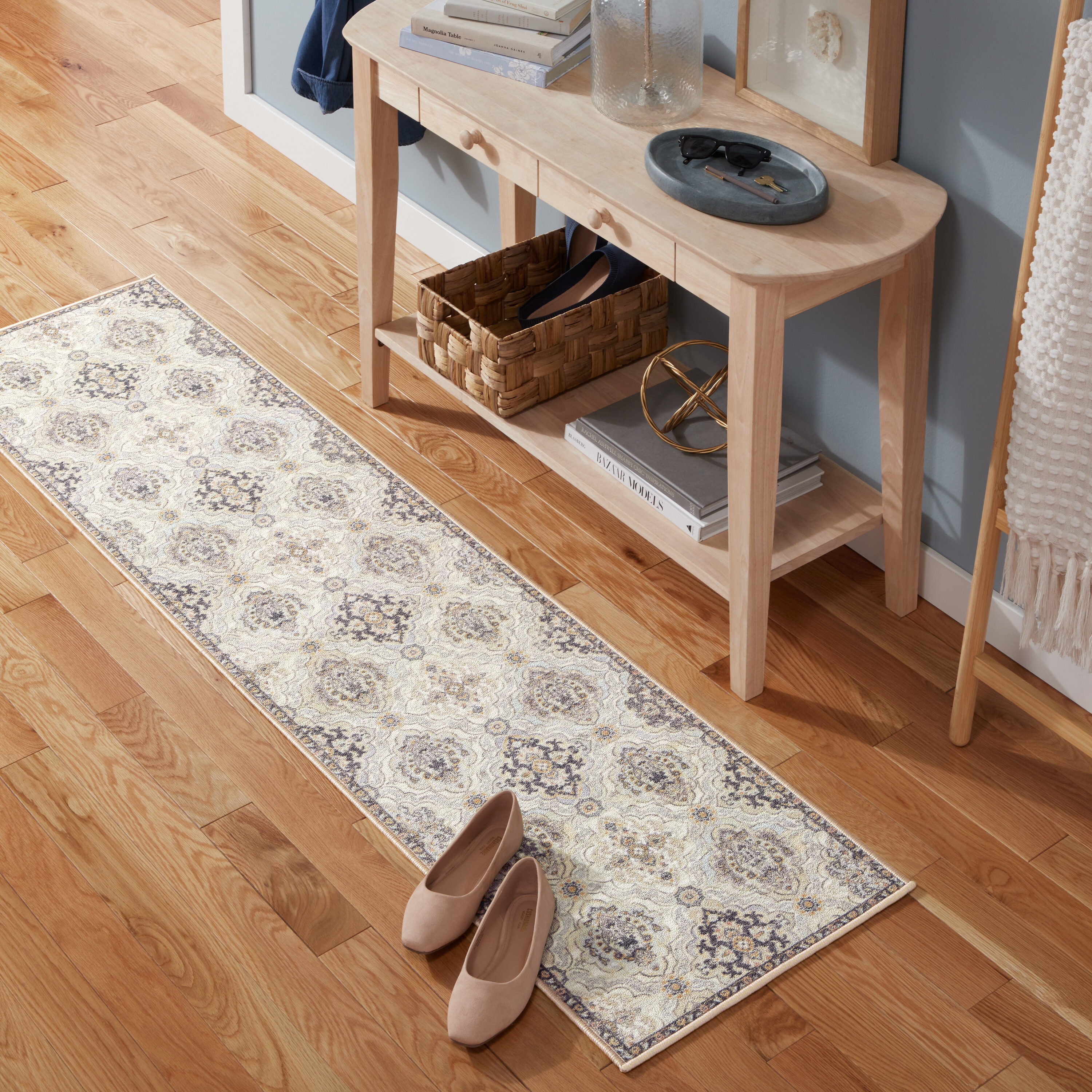 Town & Country Living 4-134014-150 Avani 2 x 7 (ft) Loomed Polyester Beige Rectangular Indoor Floral/Botanical Machine washable Runner rug