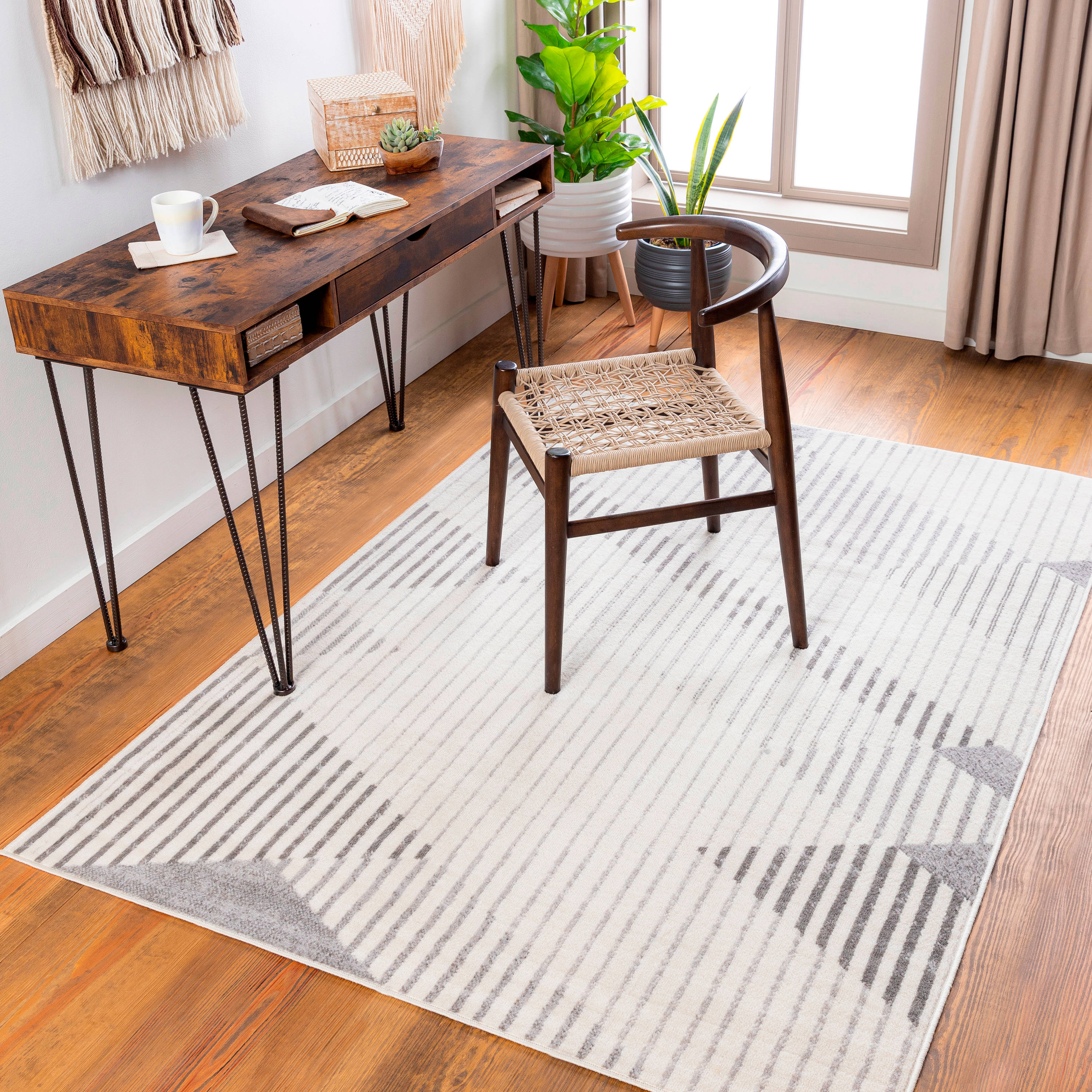 Artistic Weavers PSS2318-57 Pisa 5 X 7 Gray Indoor Geometric Mid-century Modern Area Rug