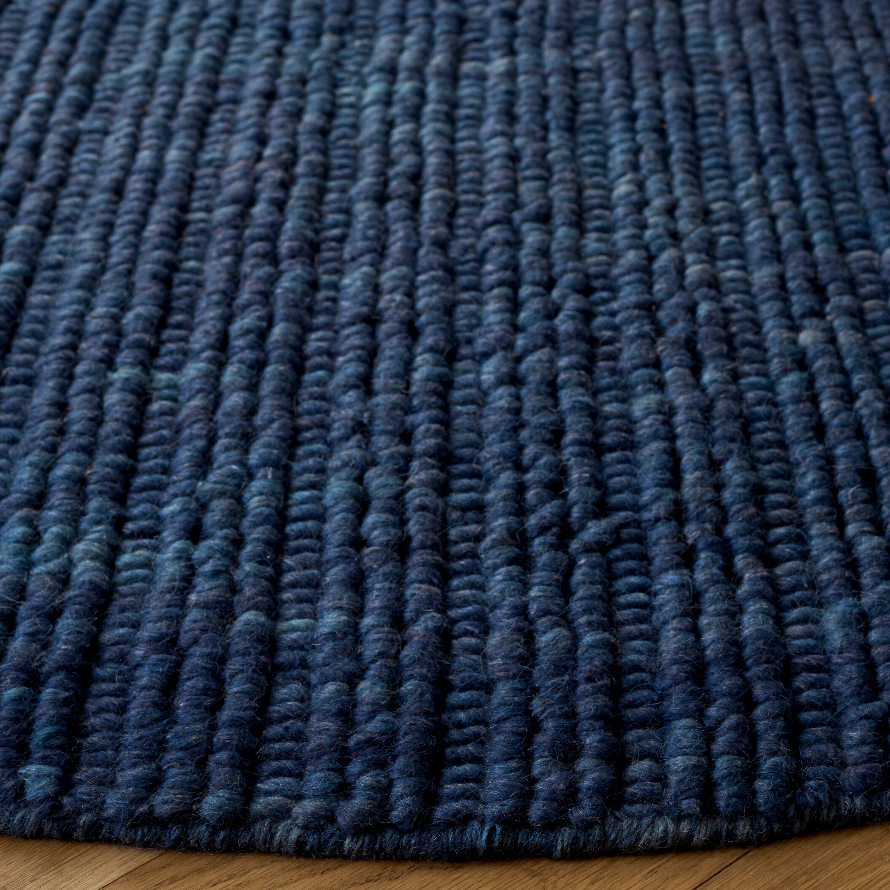 Safavieh NFC112N-6R rugs - View #3