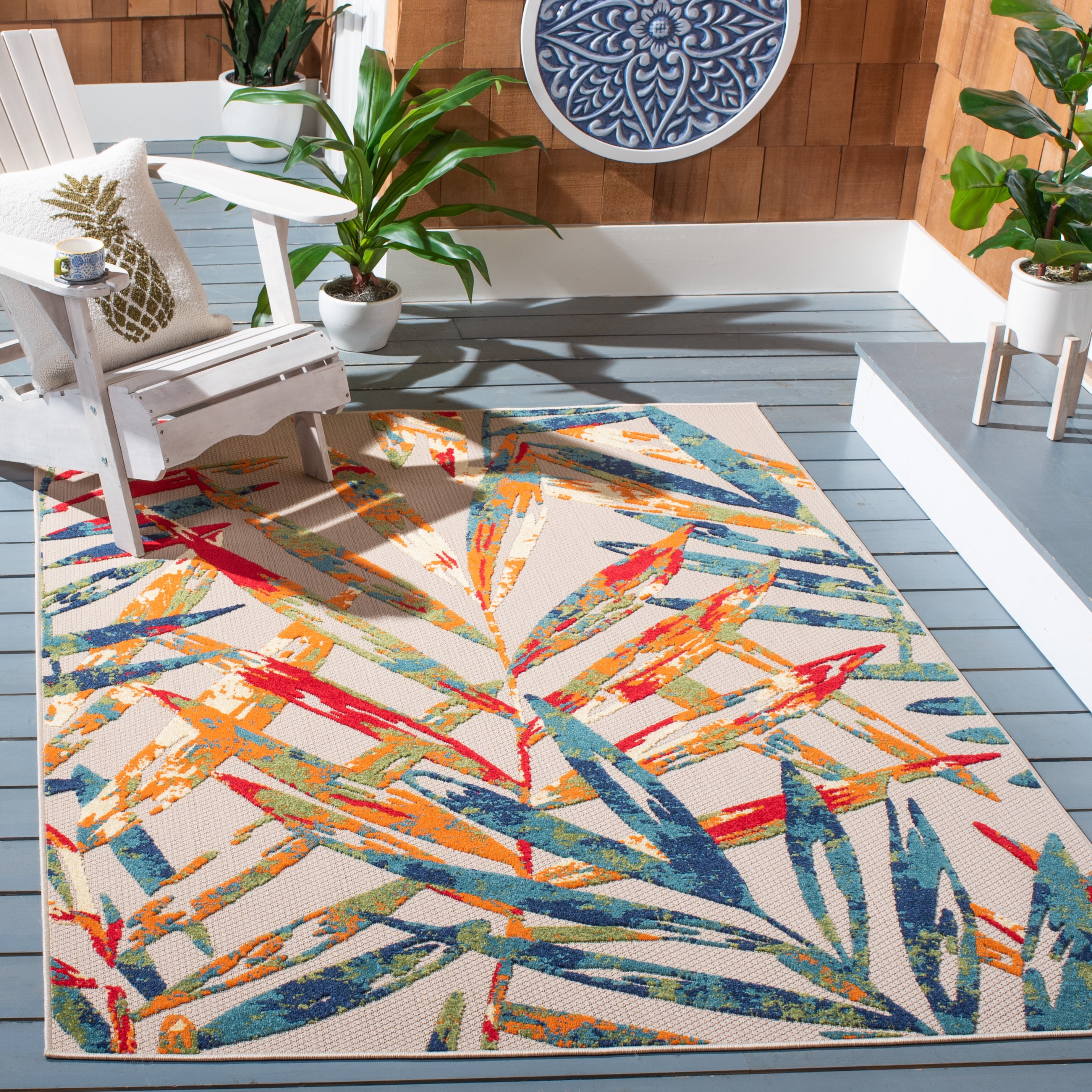 Ivory and Navy Geometric Synthetic Indoor/Outdoor Area Rug