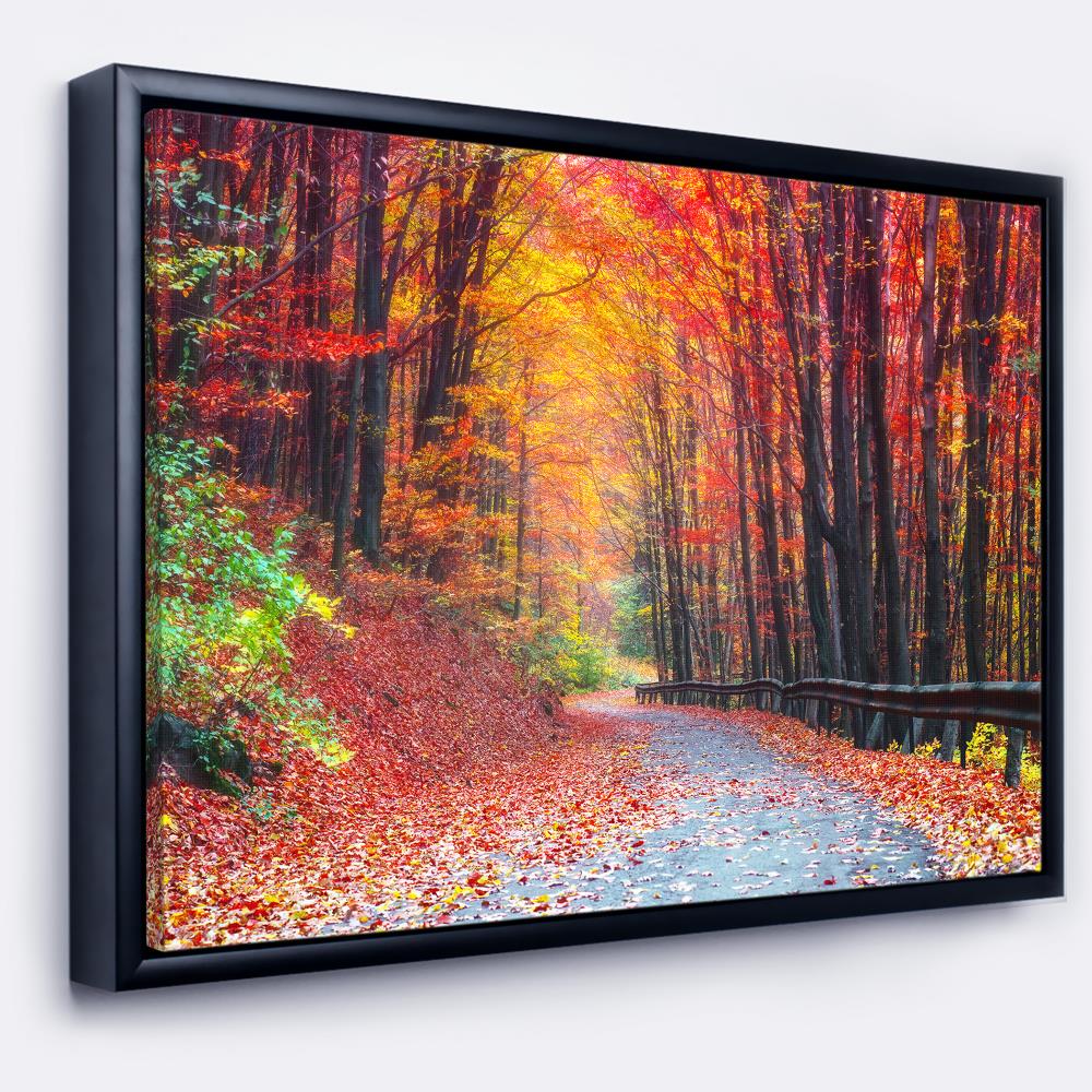 Designart FL13941-34-18-FLB Wood Floater Frame 18-in H x 34-in W Landscape Print on Canvas