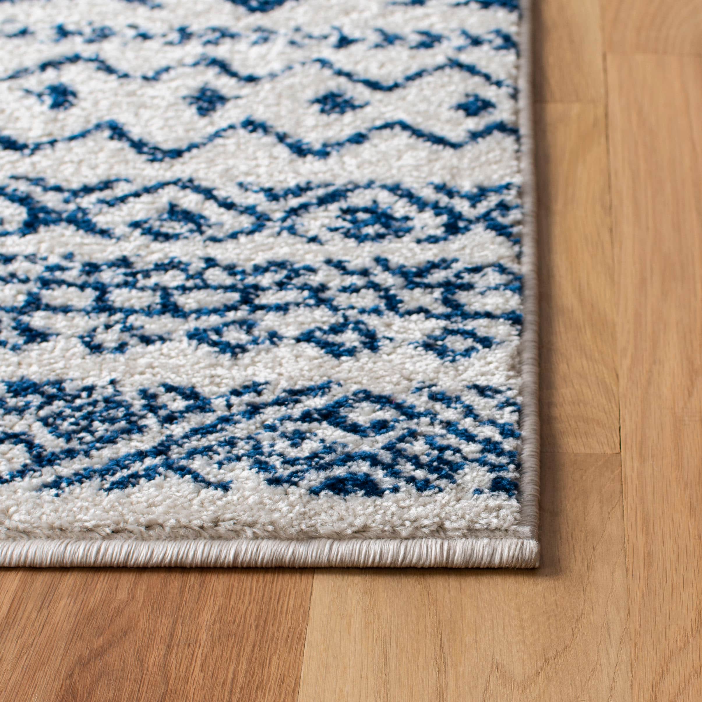 Safavieh TUL267C-7SQ rugs - View #3