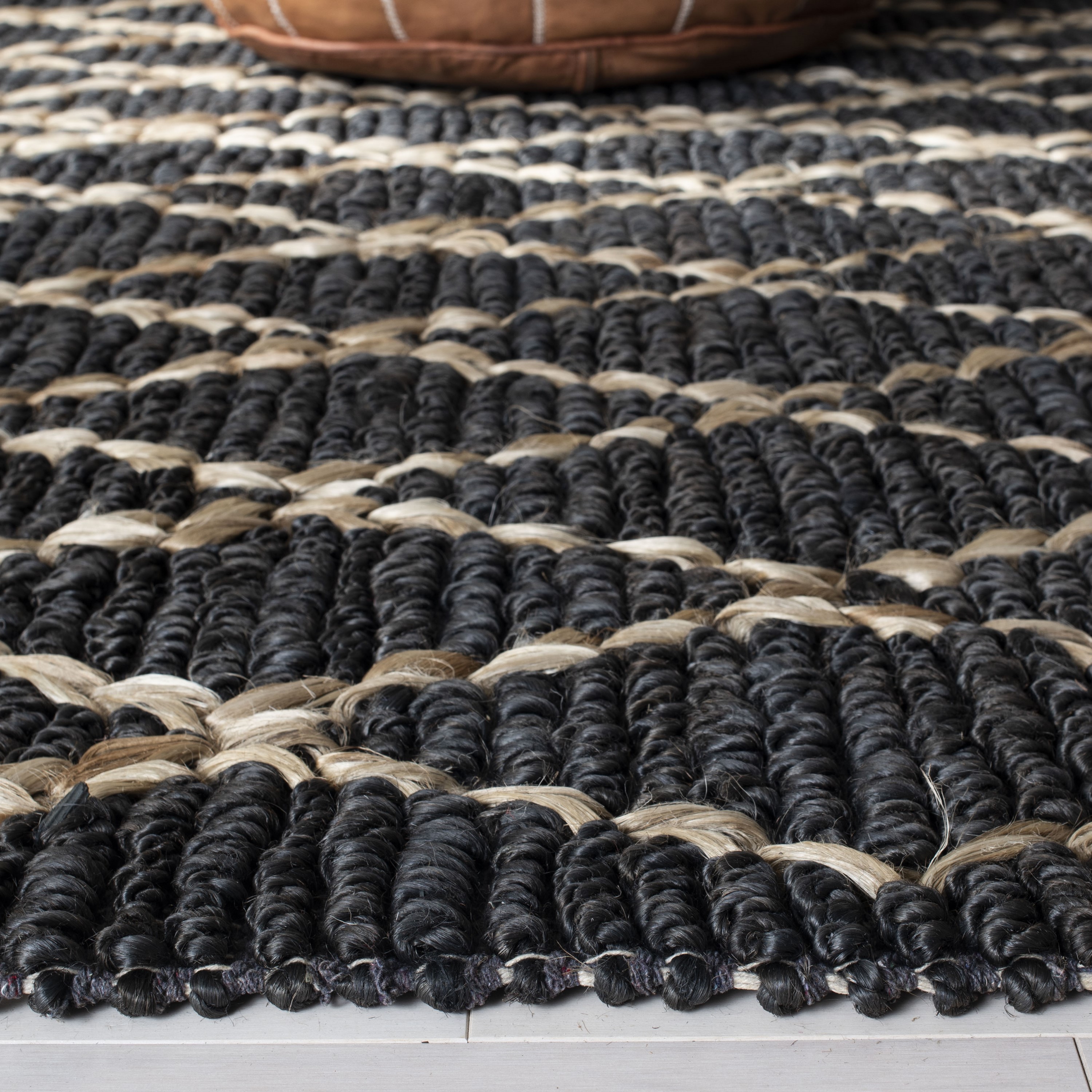 Safavieh NF951H-3 rugs - View #5
