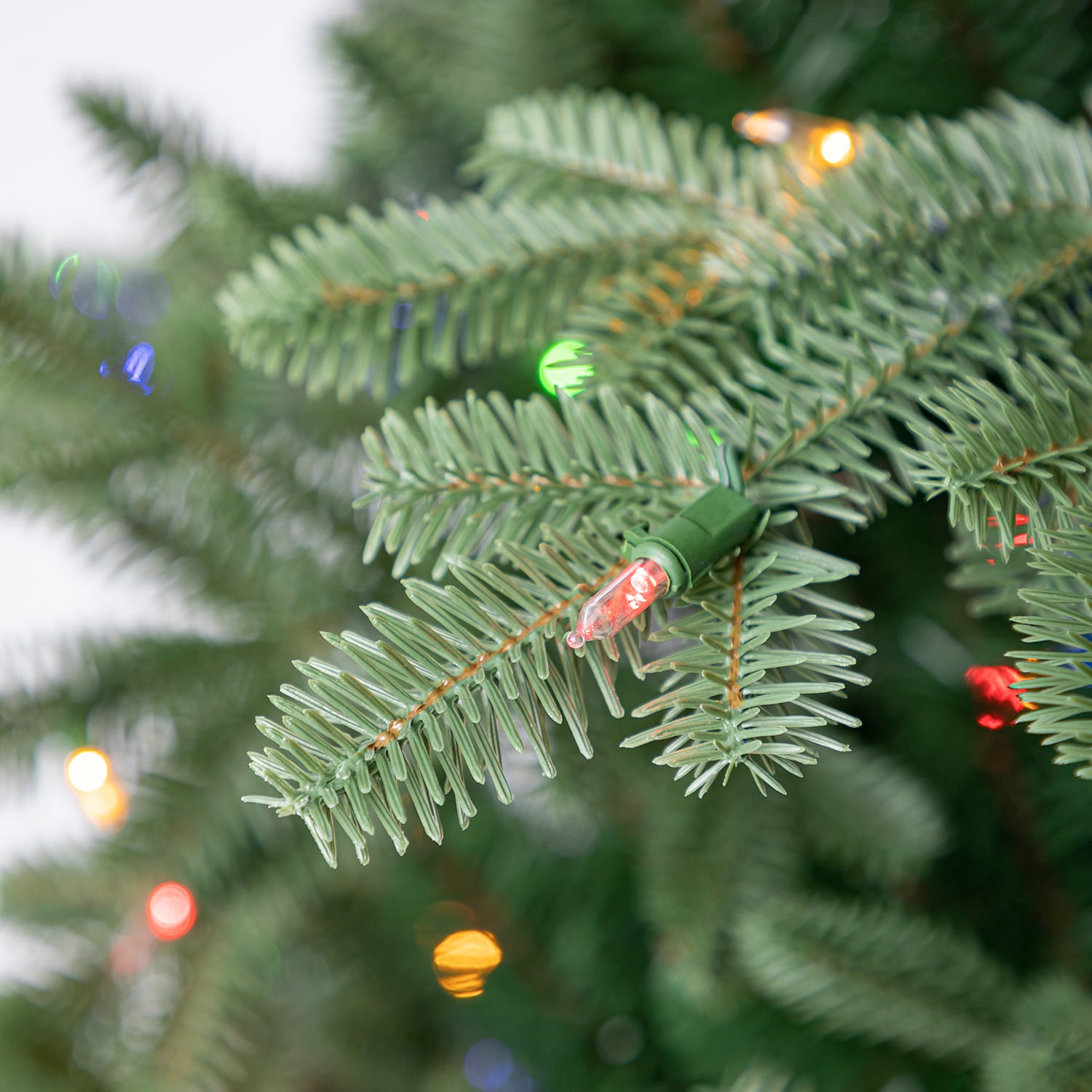 Tree Classics by Balsam Hill TG90P2840D06 Artificial-Christmas-Trees - View #9