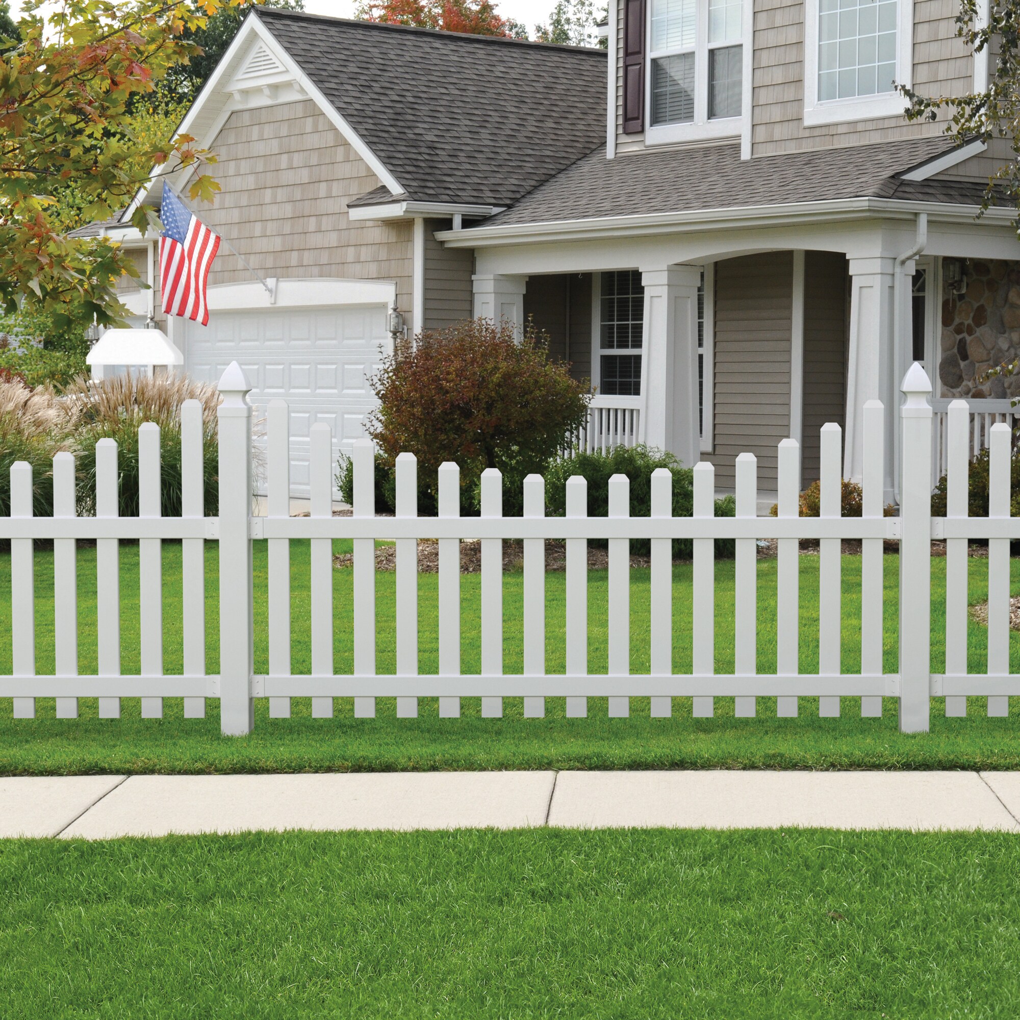 Outdoor Essentials Yorktown 4-ft H x 8-ft W White Vinyl Dog Ear Fence ...