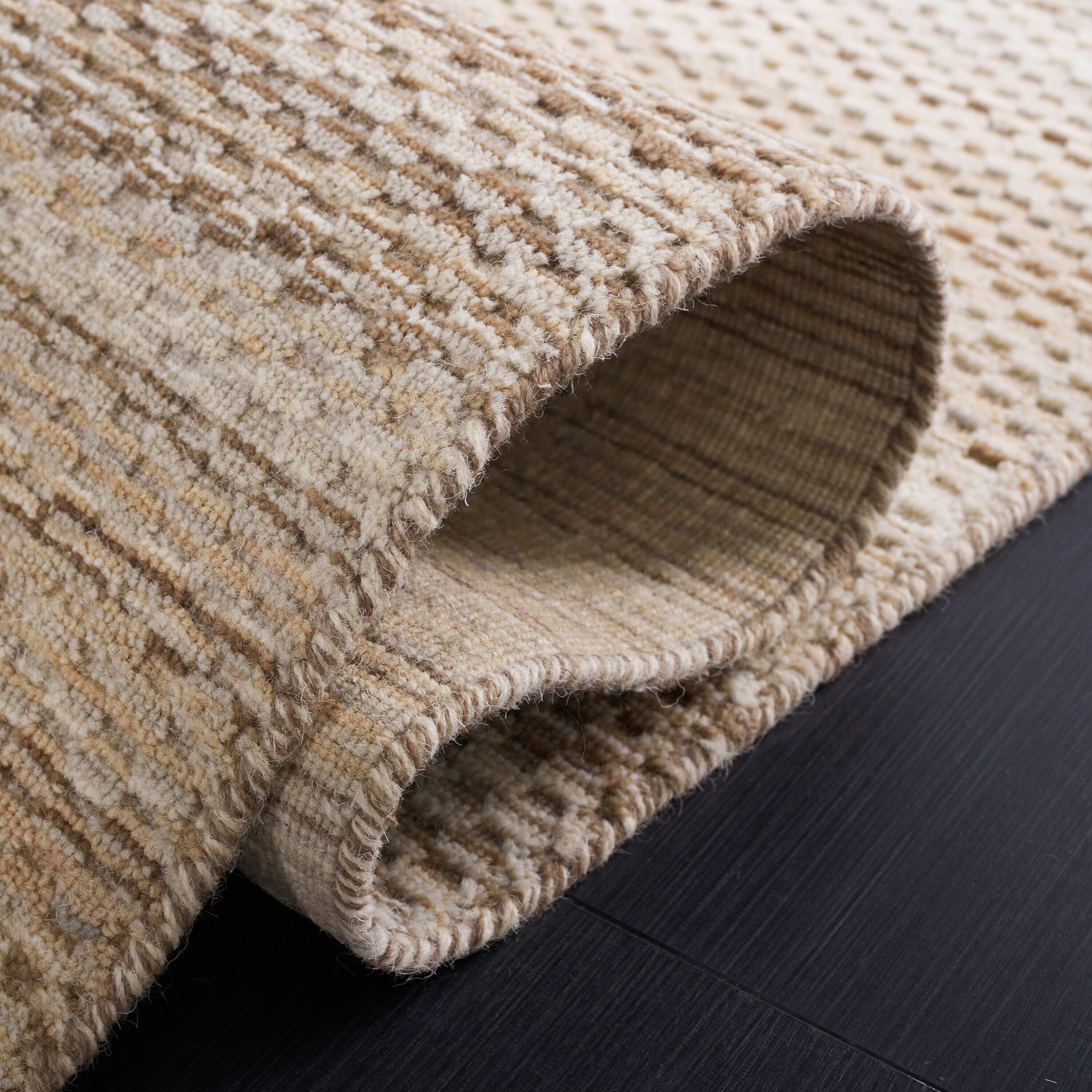 Safavieh HIM771A-4 rugs - View #3