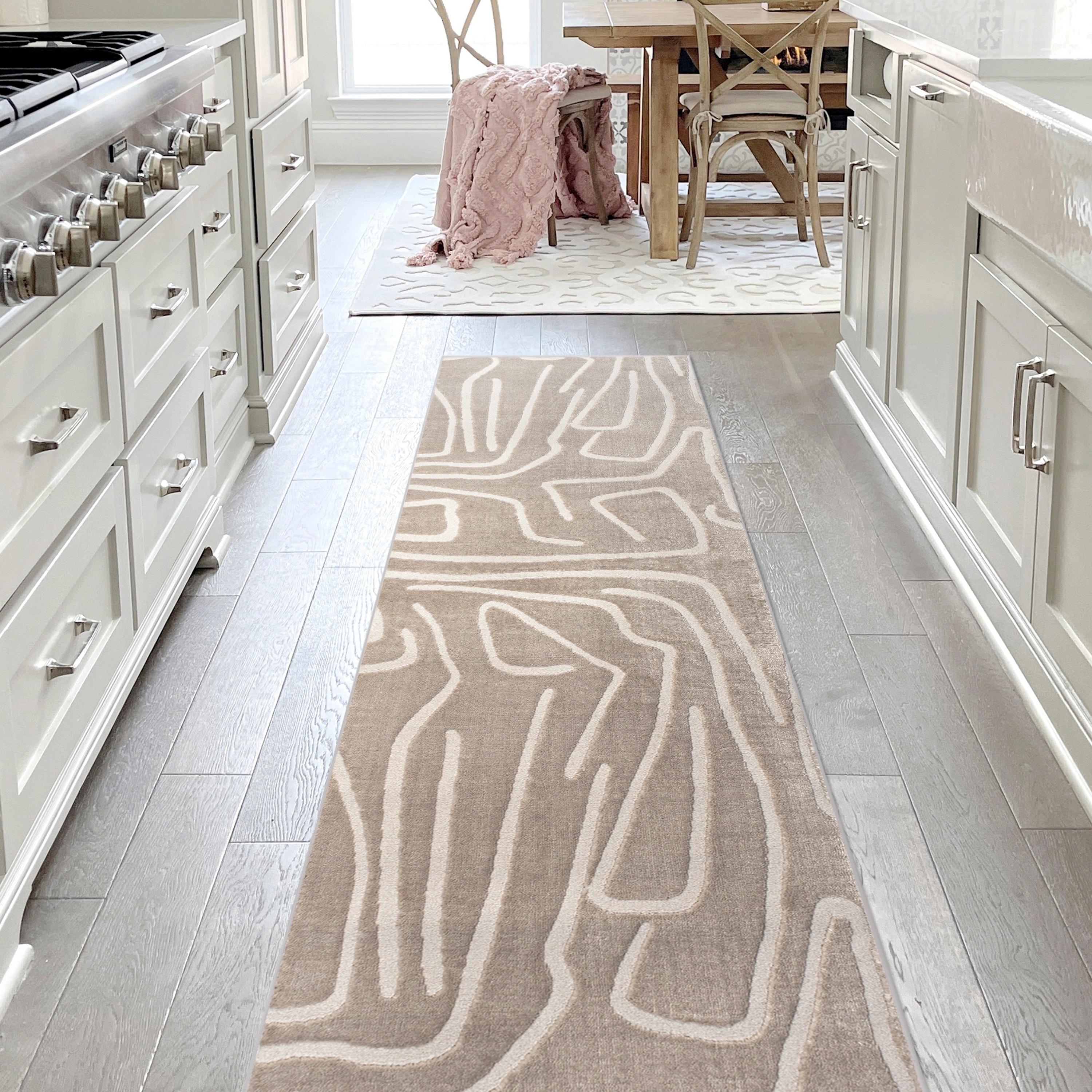 JONATHAN  Y SND102A-28 SANDSTONE Alcina Graphic Lines 2 x 8 (ft) Loomed Polyester Beige/Cream Rectangular Indoor/Outdoor Abstract Mid-Century Modern Runner rug