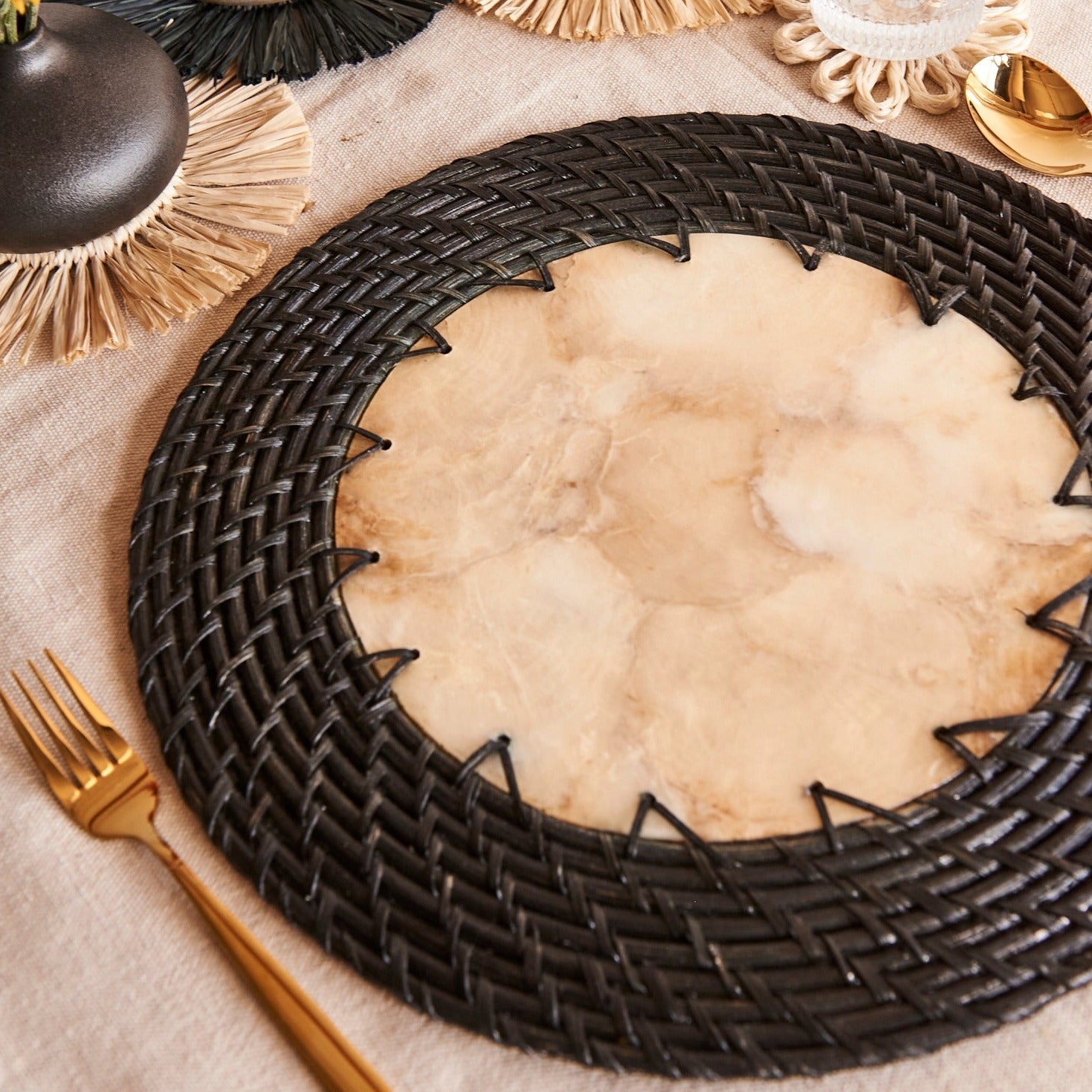 Kubo PLC-CAPIZ-RAT-BLK Serveware-Accessories - View #3