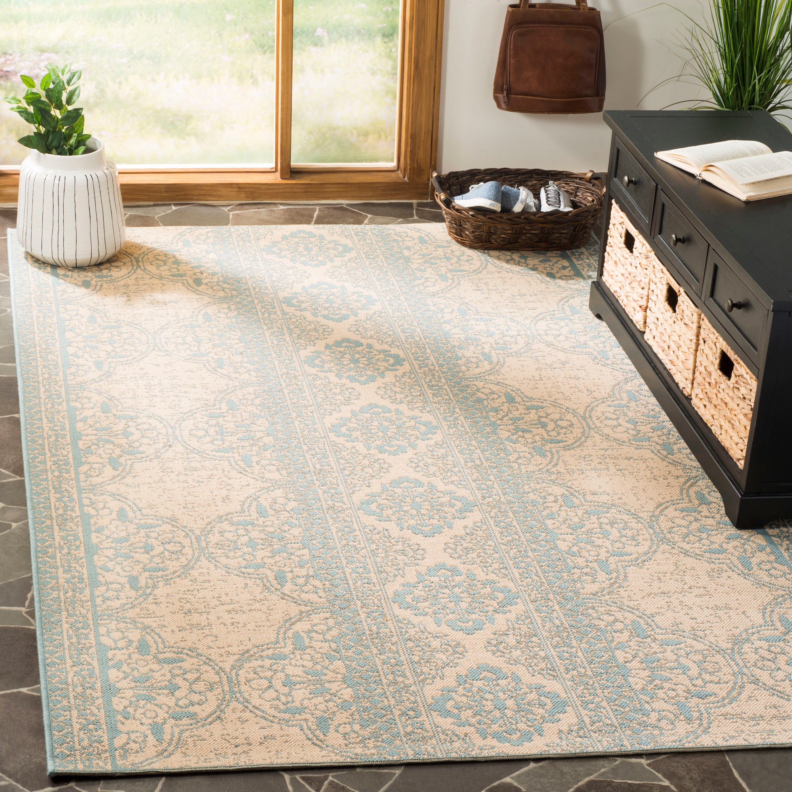 Safavieh LND174K-6SQ rugs - View #2