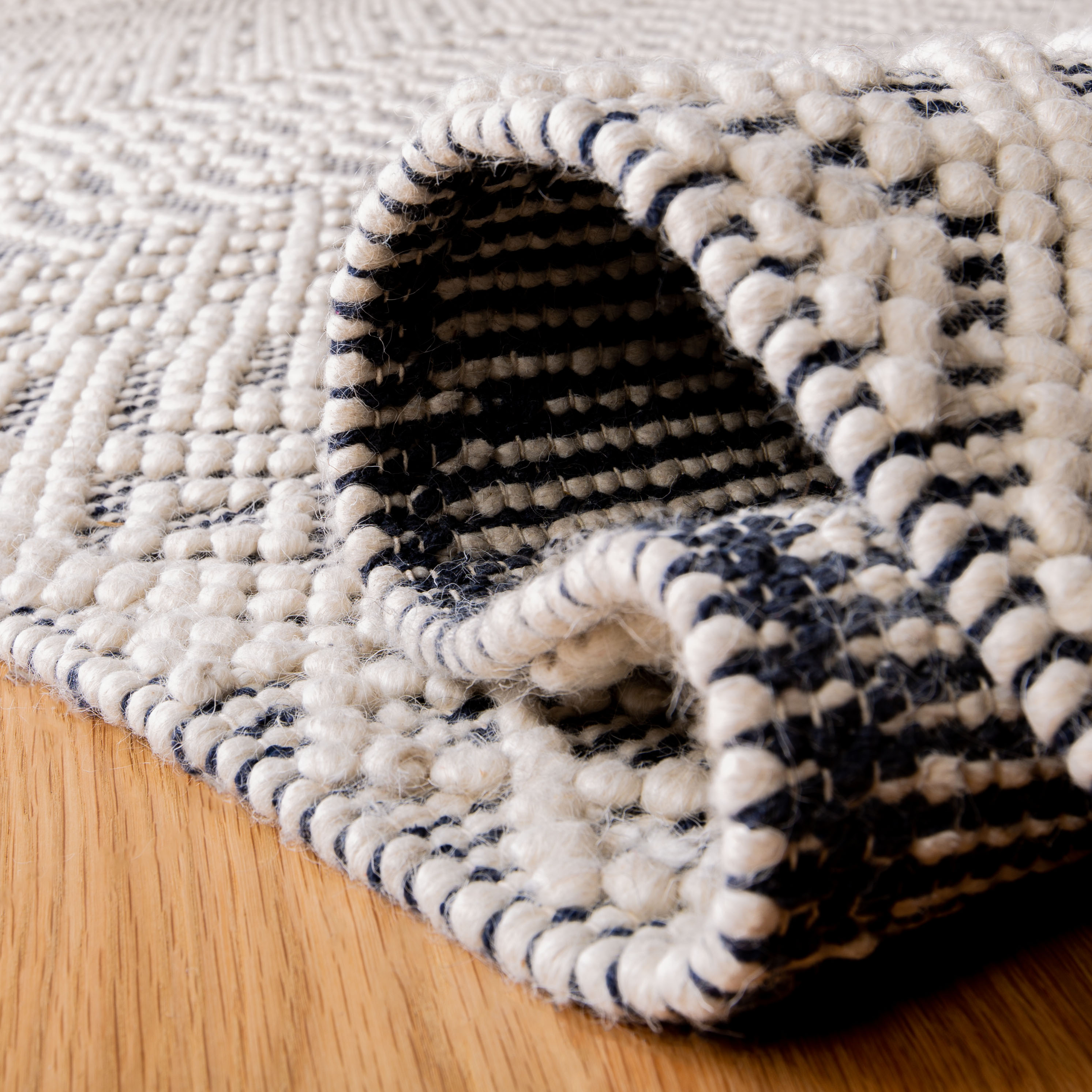 Safavieh NAT852N-8 rugs - View #5
