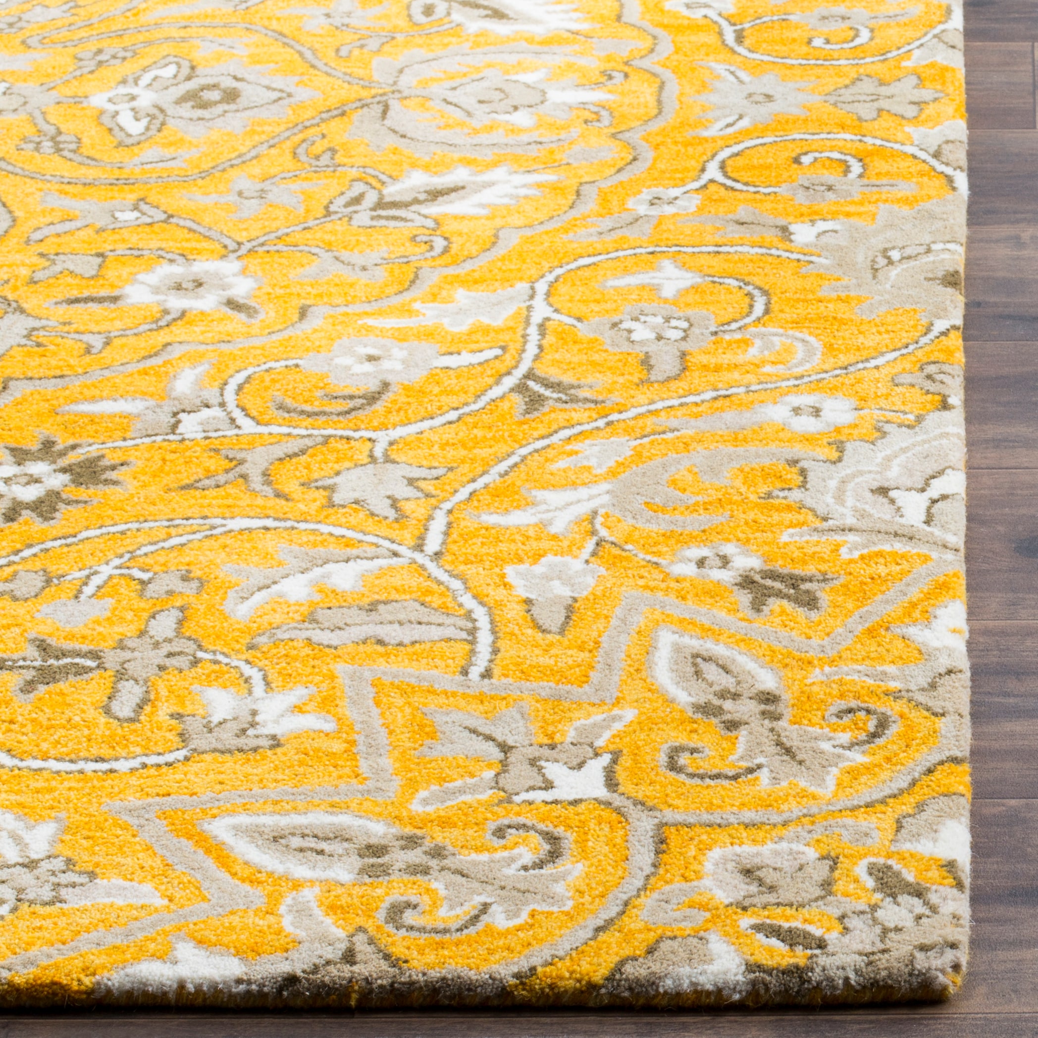 Safavieh BEL673A-24 rugs - View #3