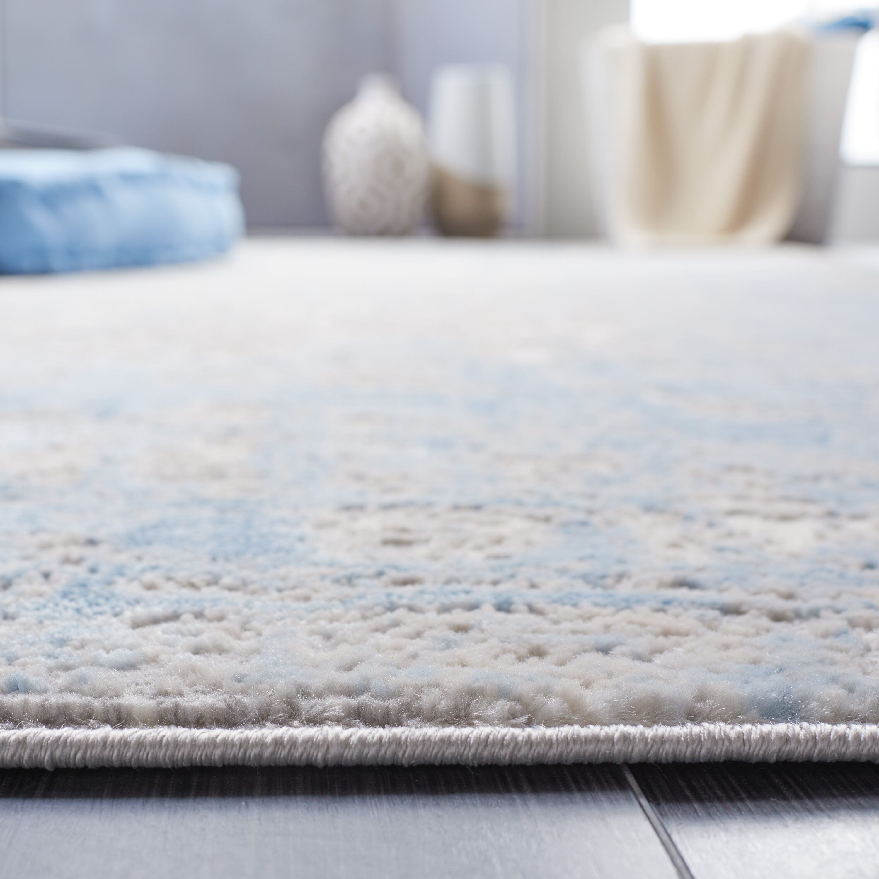 Safavieh LGN574M-7SQ rugs - View #4