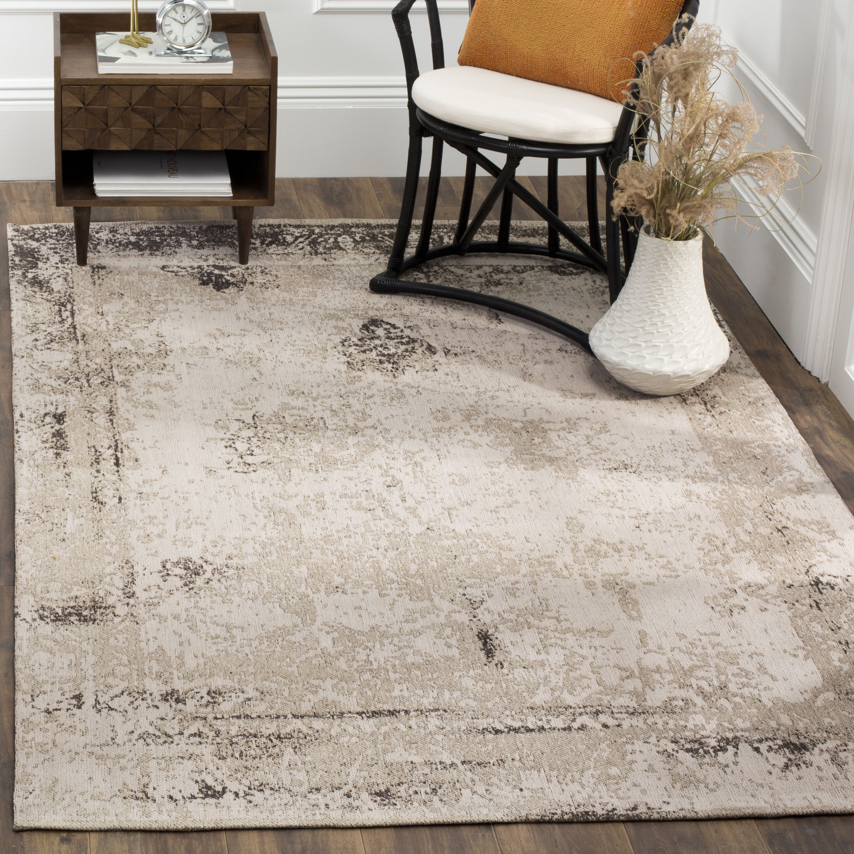 Safavieh CLV125H-6 Classic Vintage Atwood 7 x 9 (ft) Loomed Cotton/Polyester Anthracite Rectangular Indoor Distressed/Overdyed Vintage Area rug