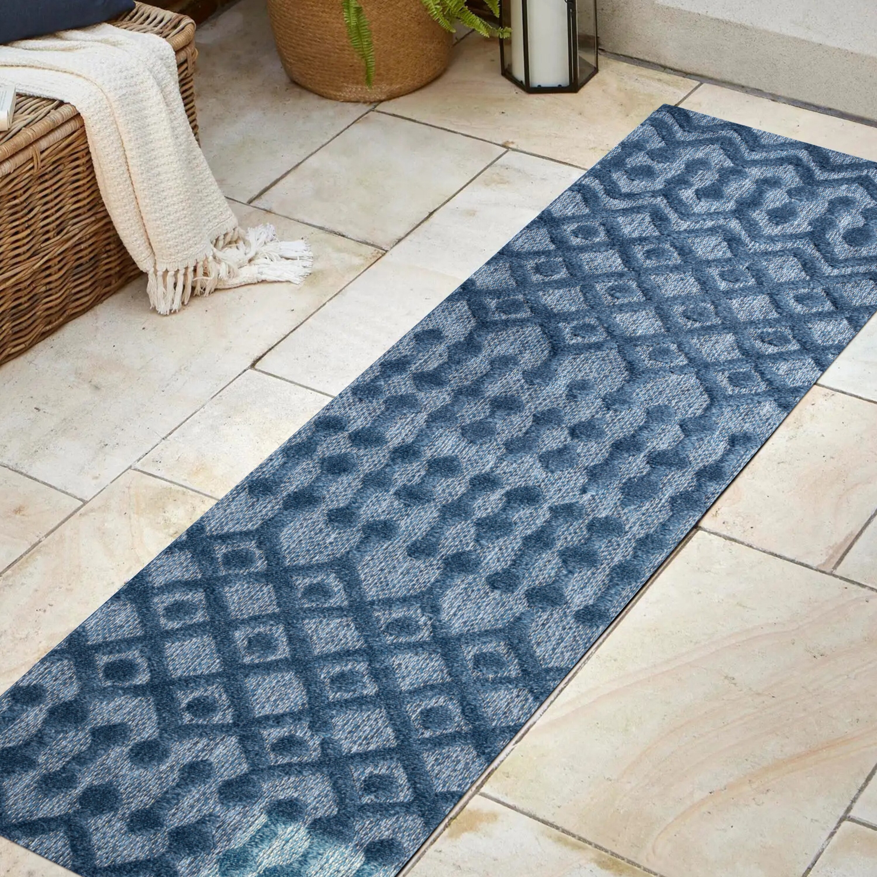 Navy Diamond Pattern Indoor/Outdoor Runner Rug